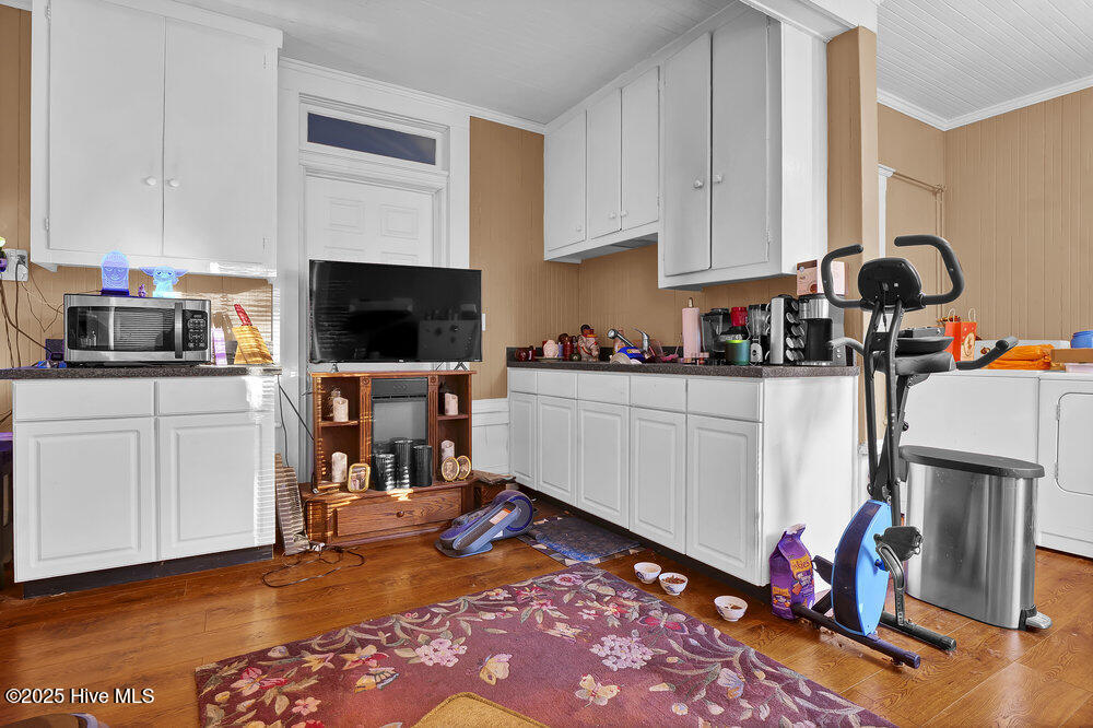 106 S 5th Avenue Property Photo 48