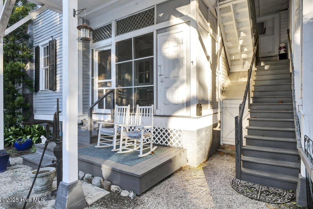106 S 5th Avenue Property Photo 54