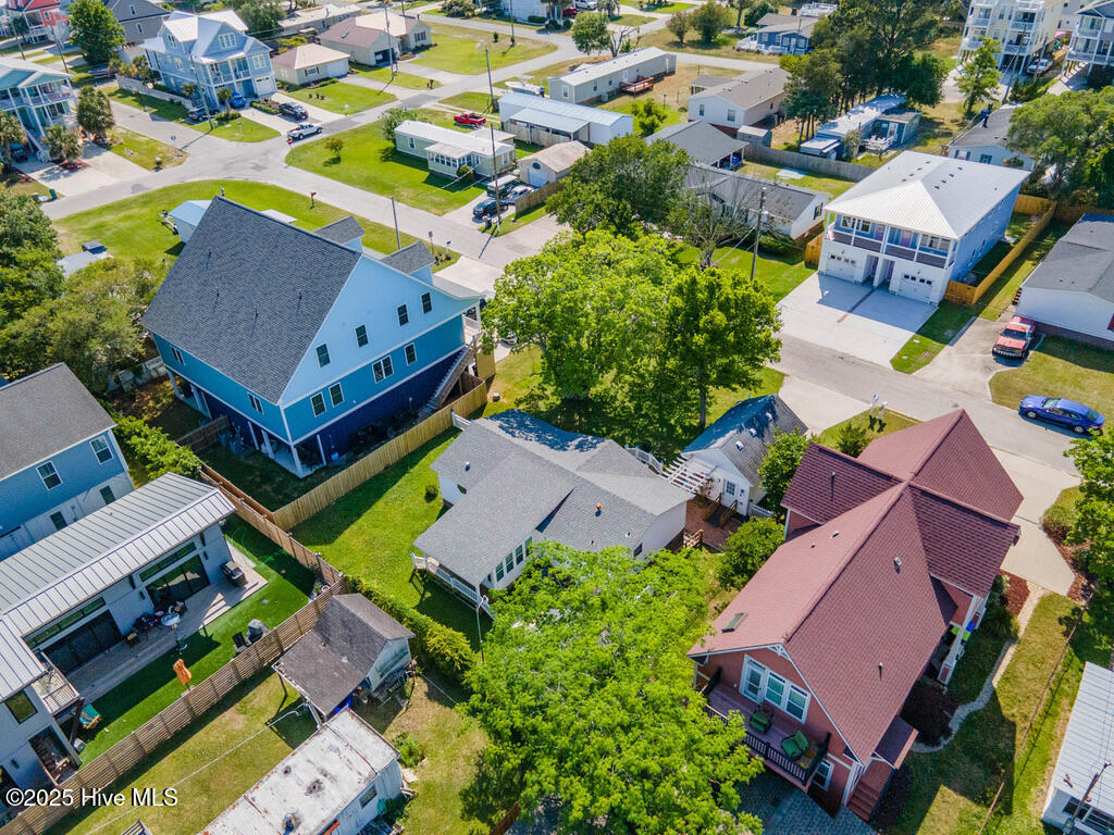 1613 Pinfish Lane Property Photo 4