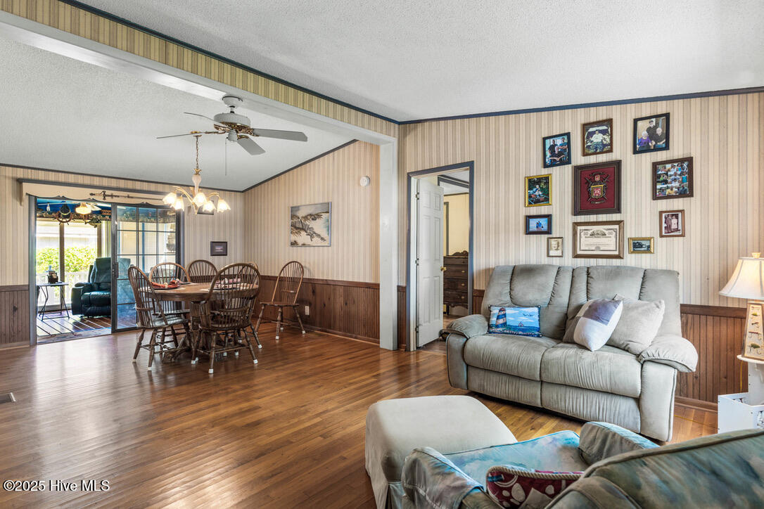 1613 Pinfish Lane Property Photo 20