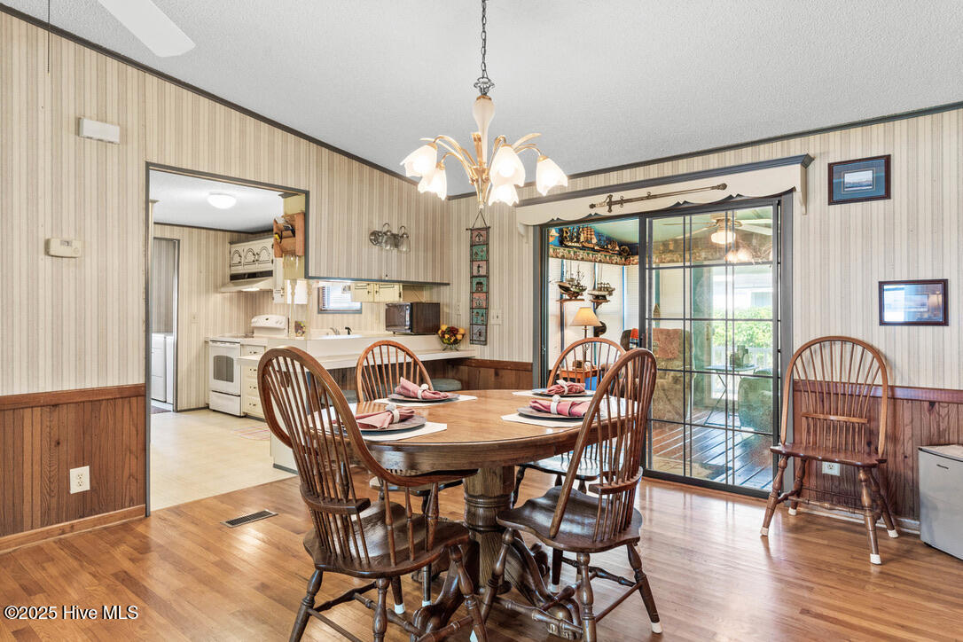 1613 Pinfish Lane Property Photo 21