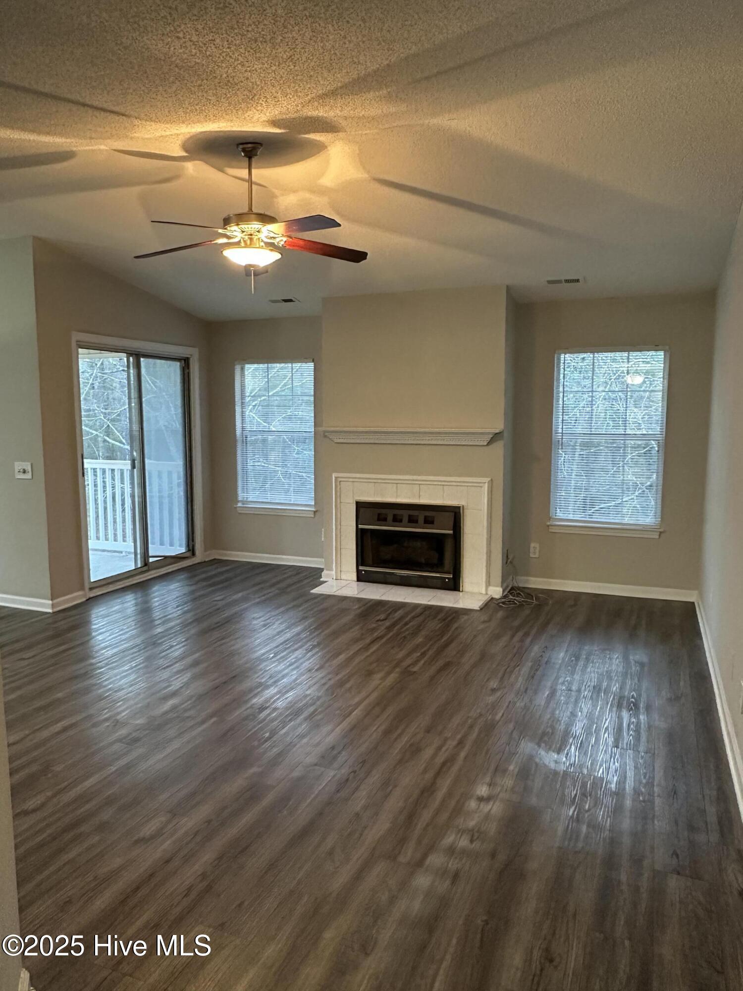 2818 Mulberry Lane D Property Photo 6