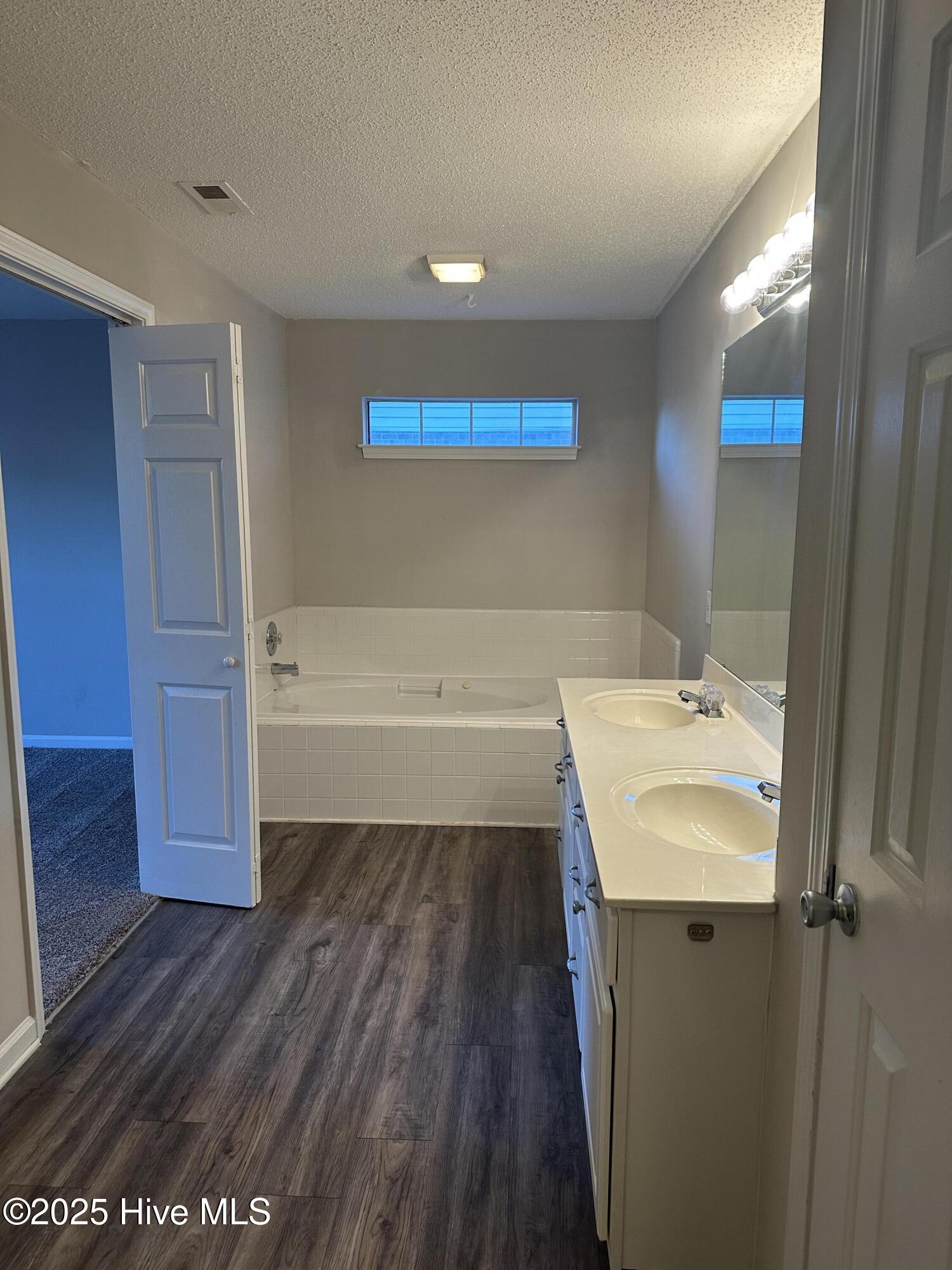 2818 Mulberry Lane D Property Photo 24
