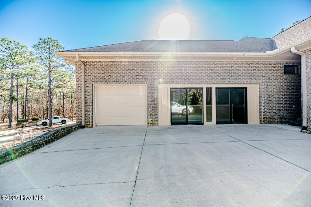 835 Lake Dornoch Drive Property Photo 7