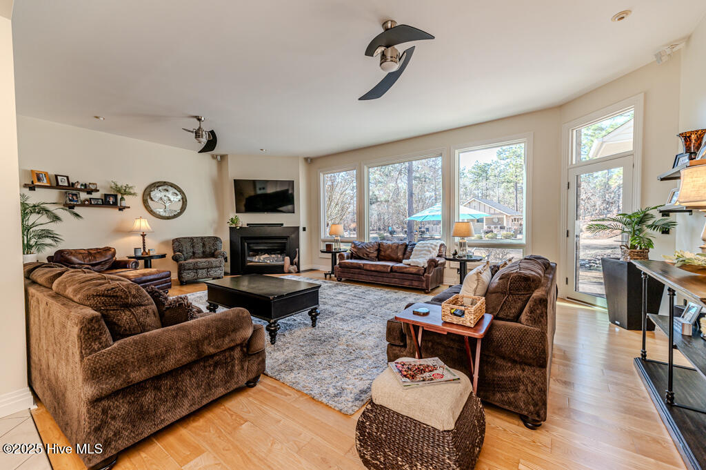835 Lake Dornoch Drive Property Photo 19