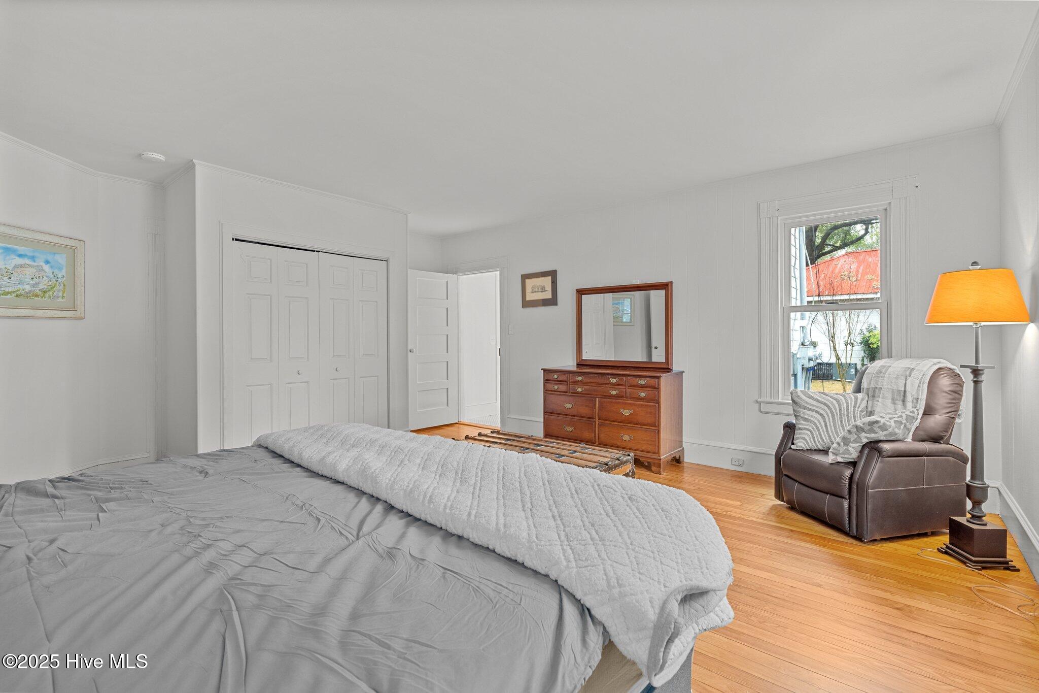 280 W Connecticut Avenue Property Photo 15