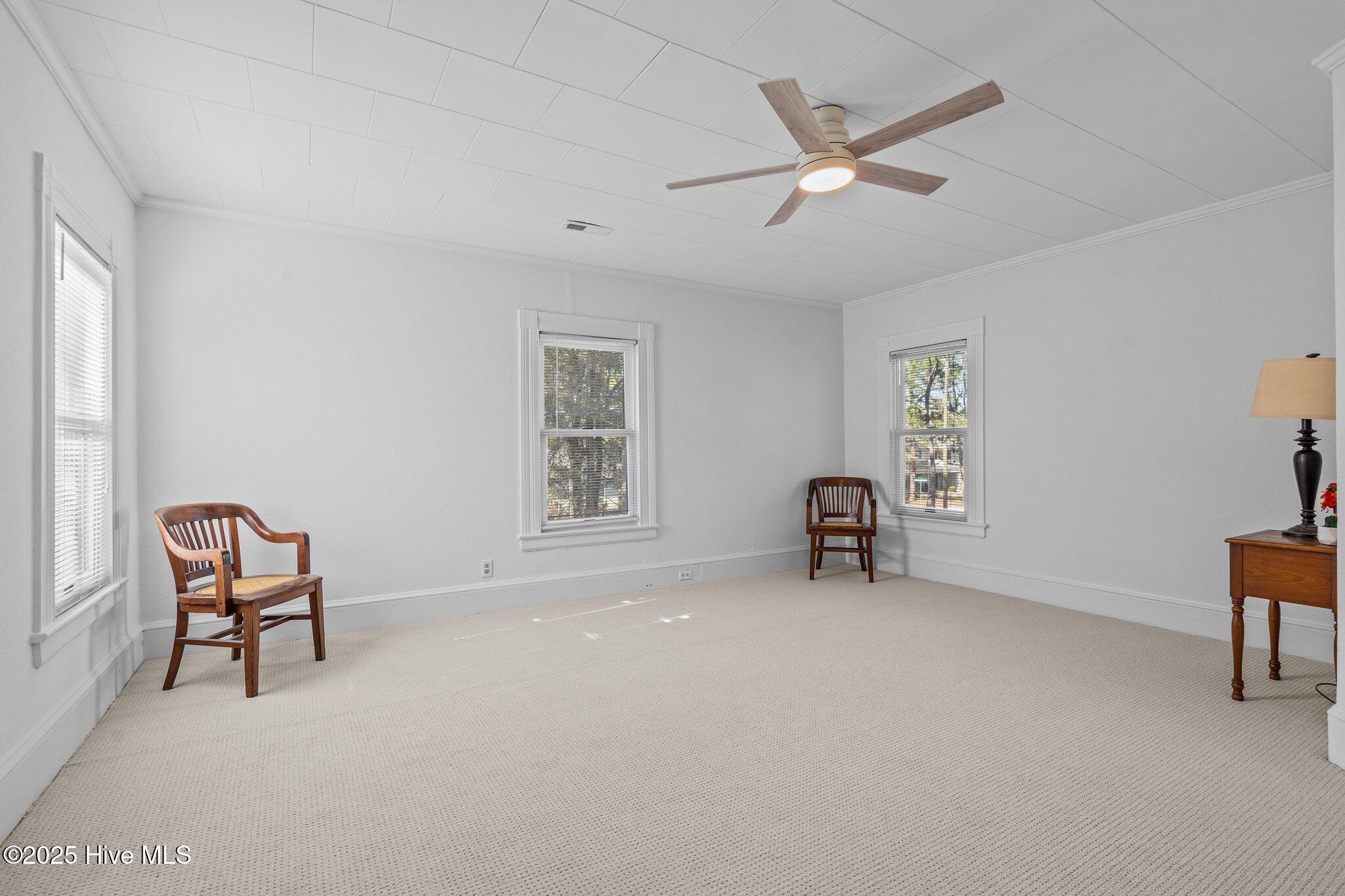 280 W Connecticut Avenue Property Photo 28