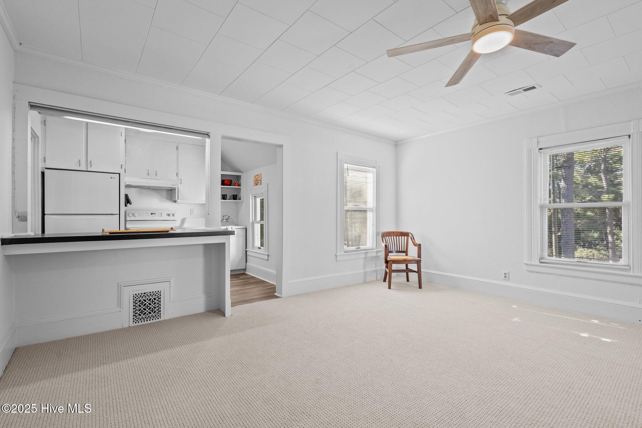 280 W Connecticut Avenue Property Photo 29