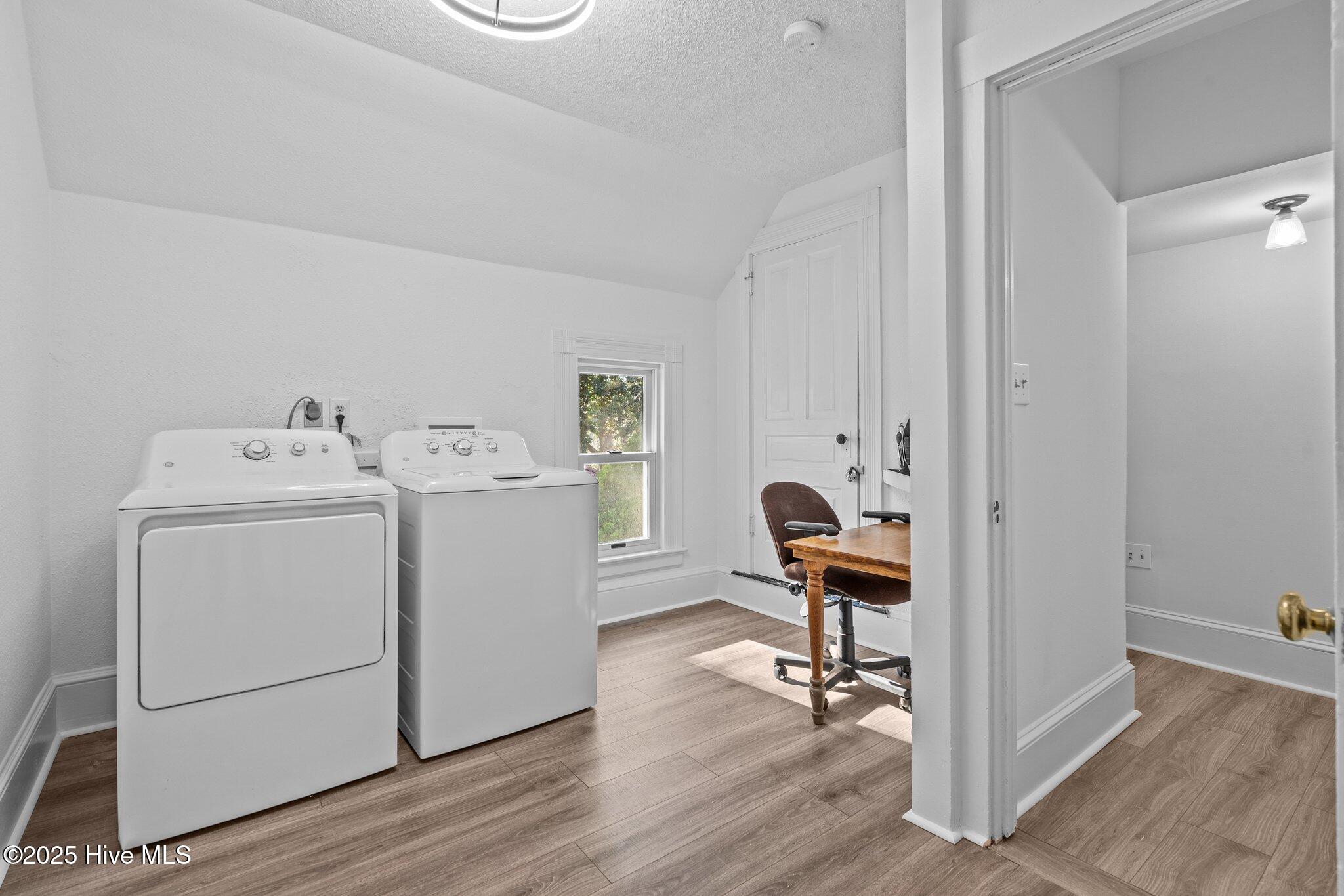 280 W Connecticut Avenue Property Photo 36