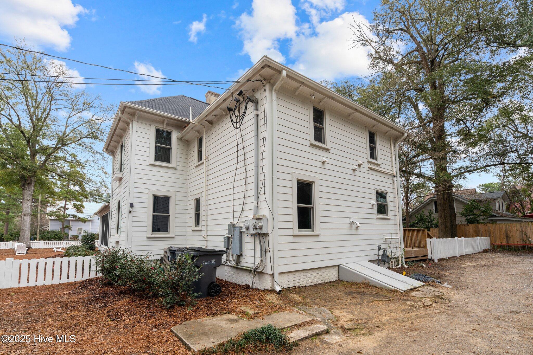 280 W Connecticut Avenue Property Photo 52