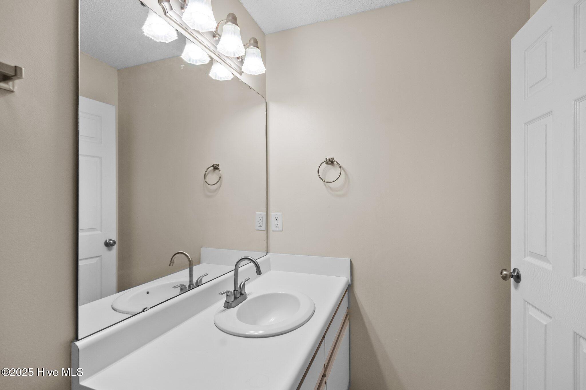 322 Brownlea Drive 4e Property Photo 15