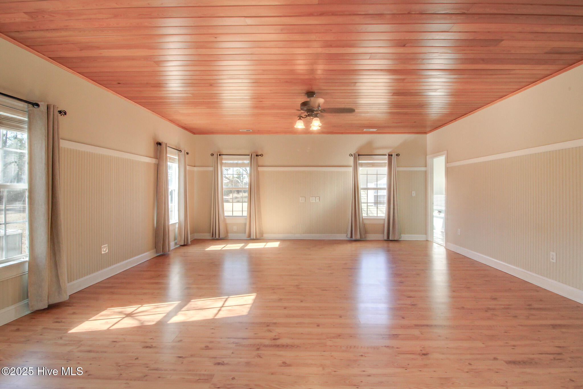 135 Vashti Drive Property Photo 30
