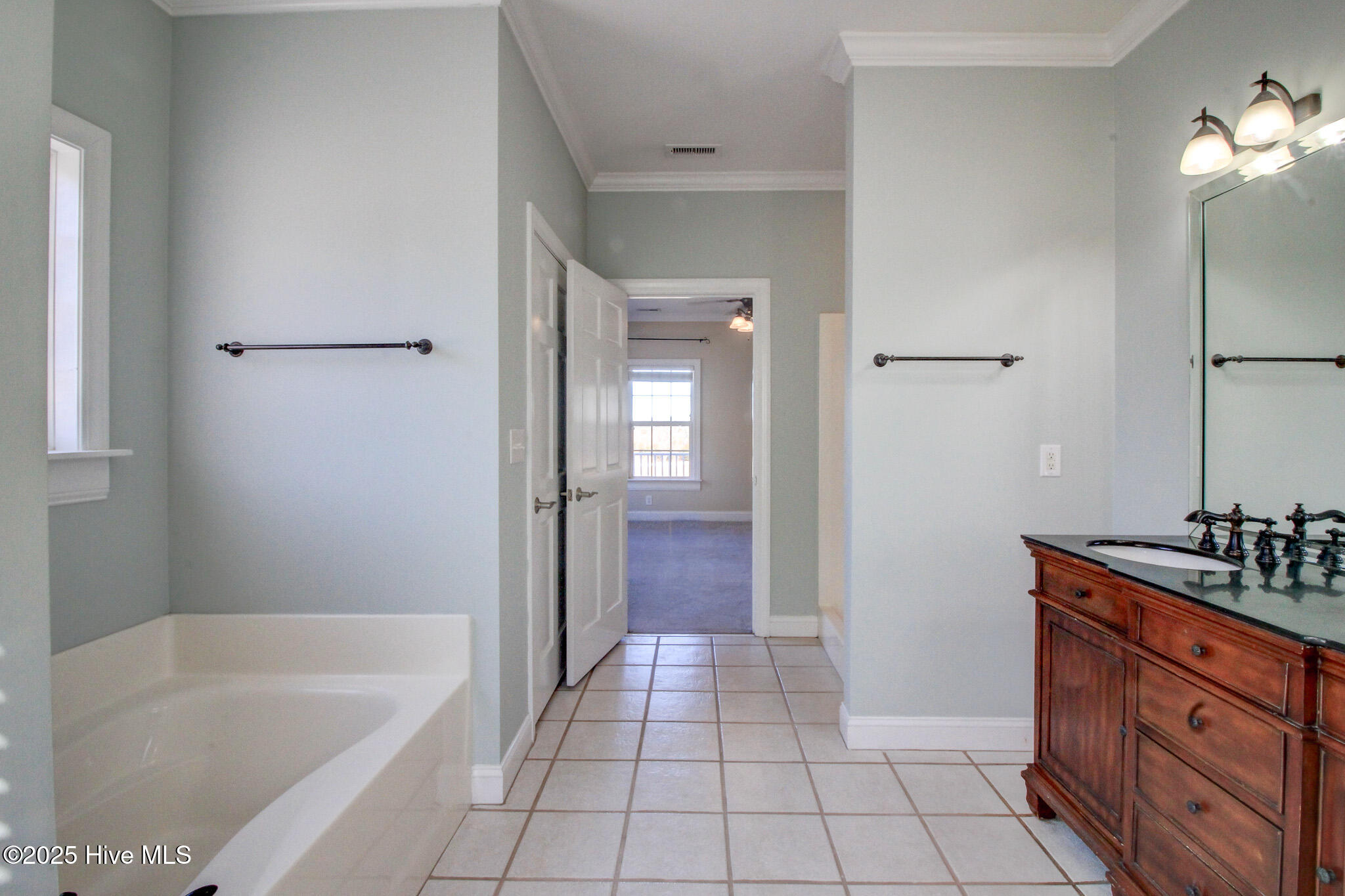 135 Vashti Drive Property Photo 37
