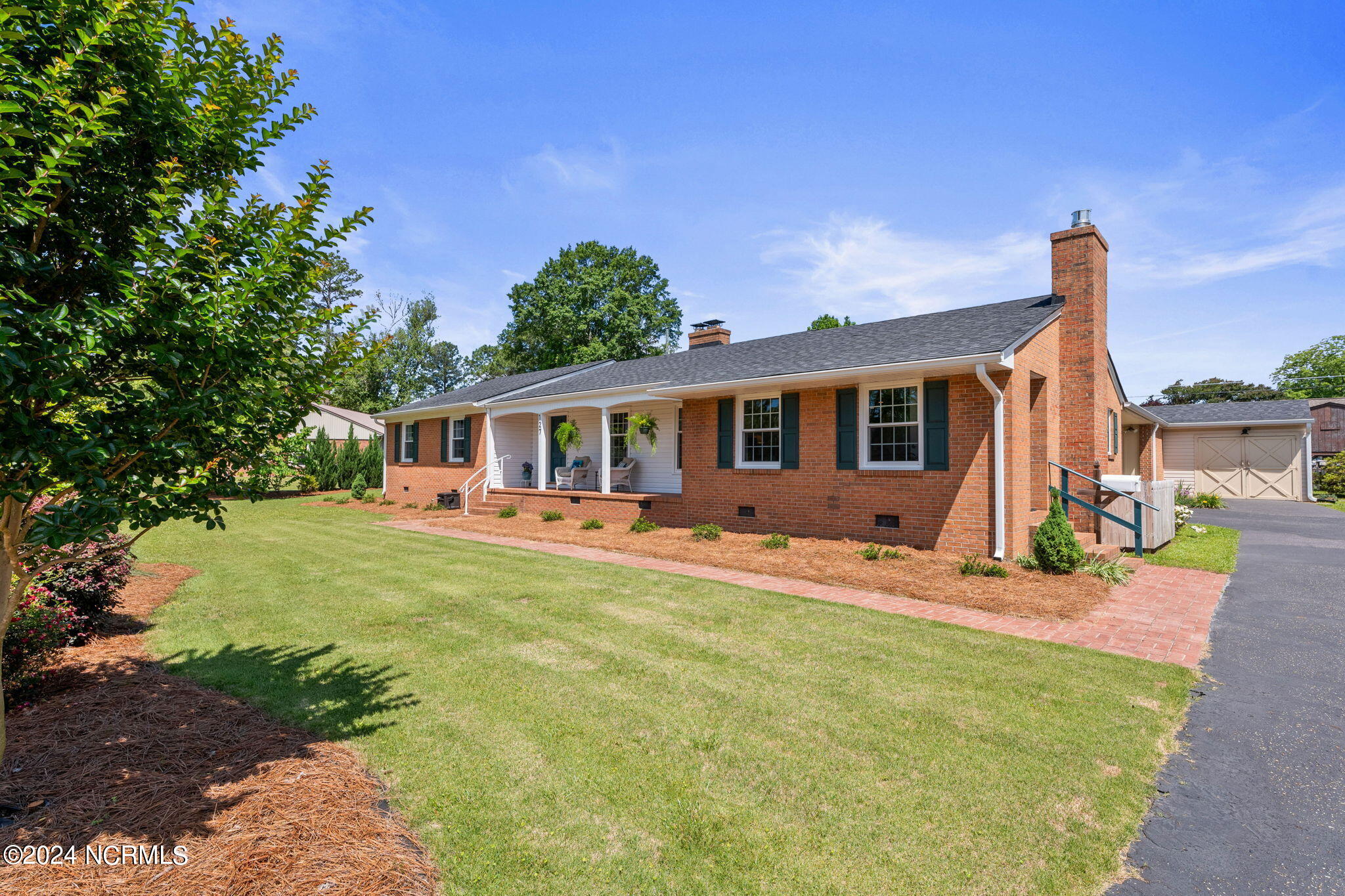 127 Fairfield Circle Property Photo 4