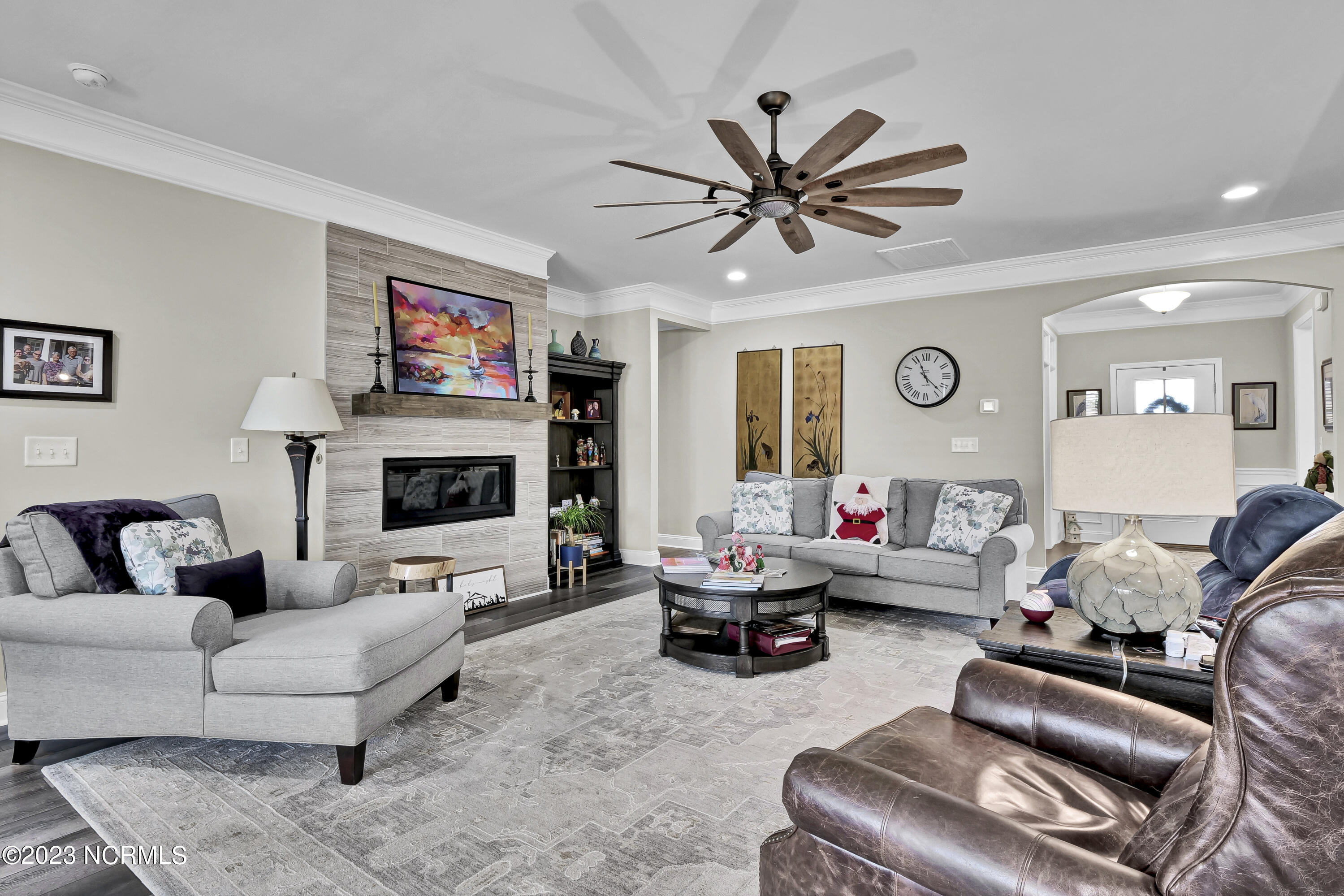 607 Craddock Drive Property Photo 8