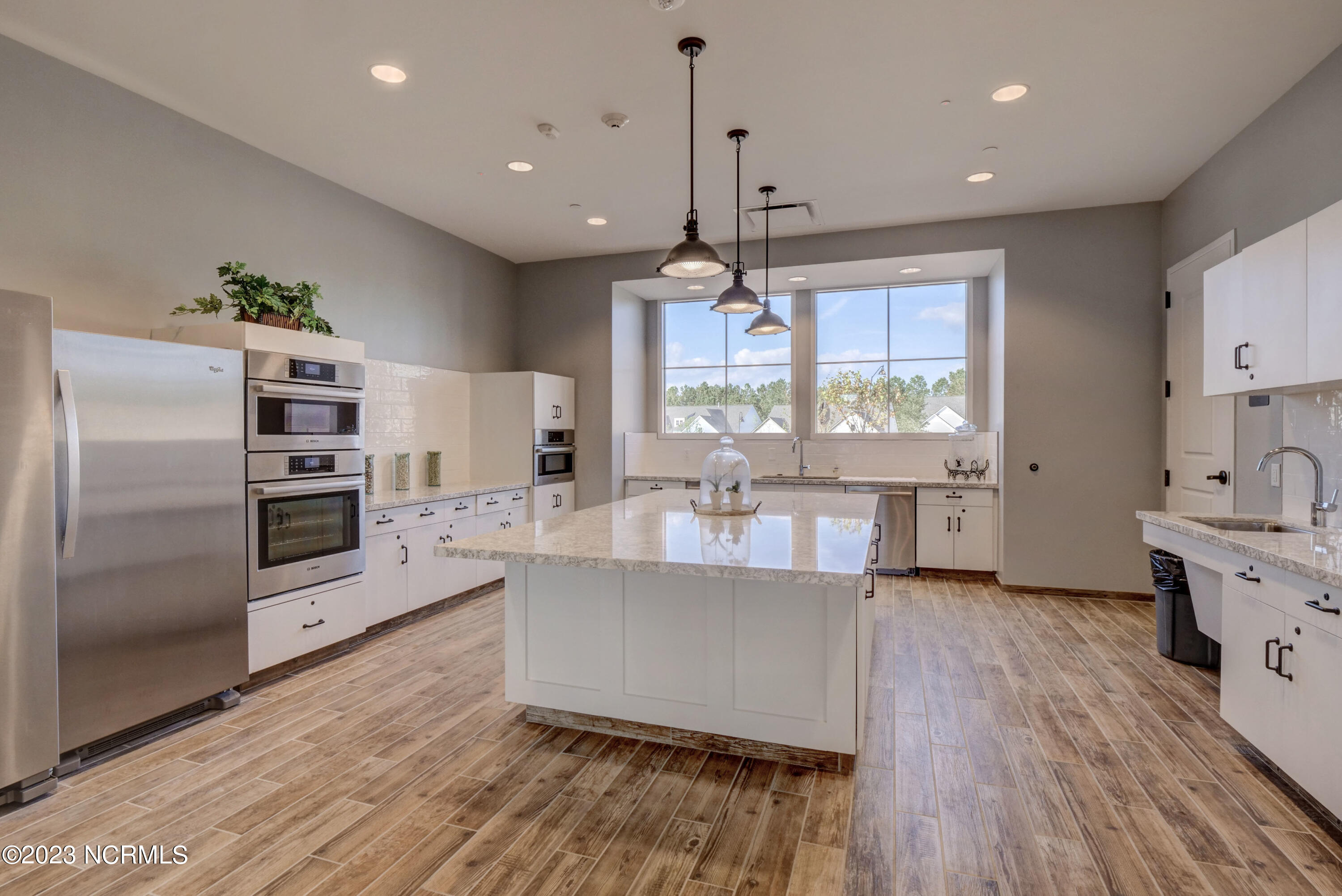 607 Craddock Drive Property Photo 48