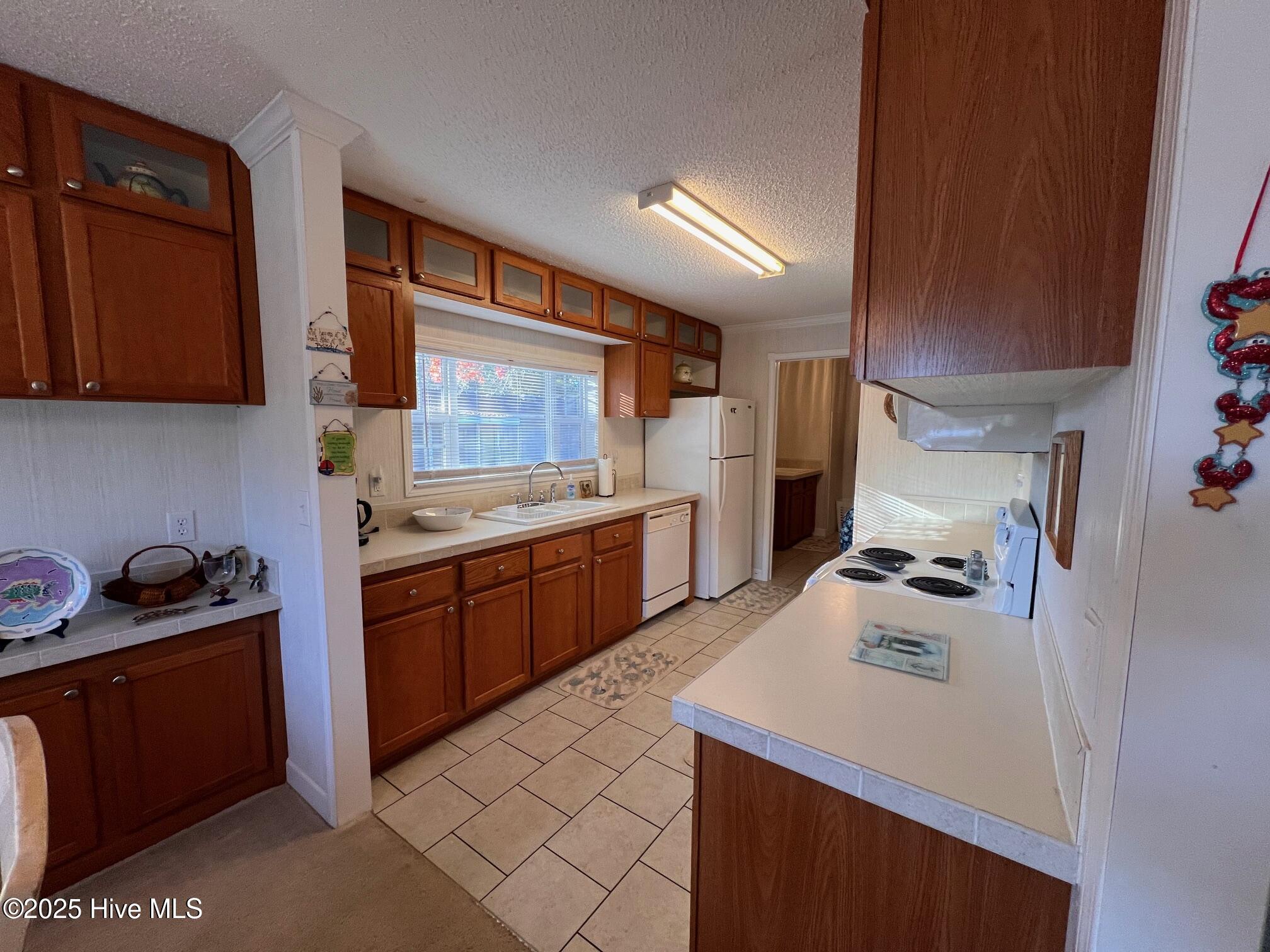 705 Live Oak Drive Property Photo 10