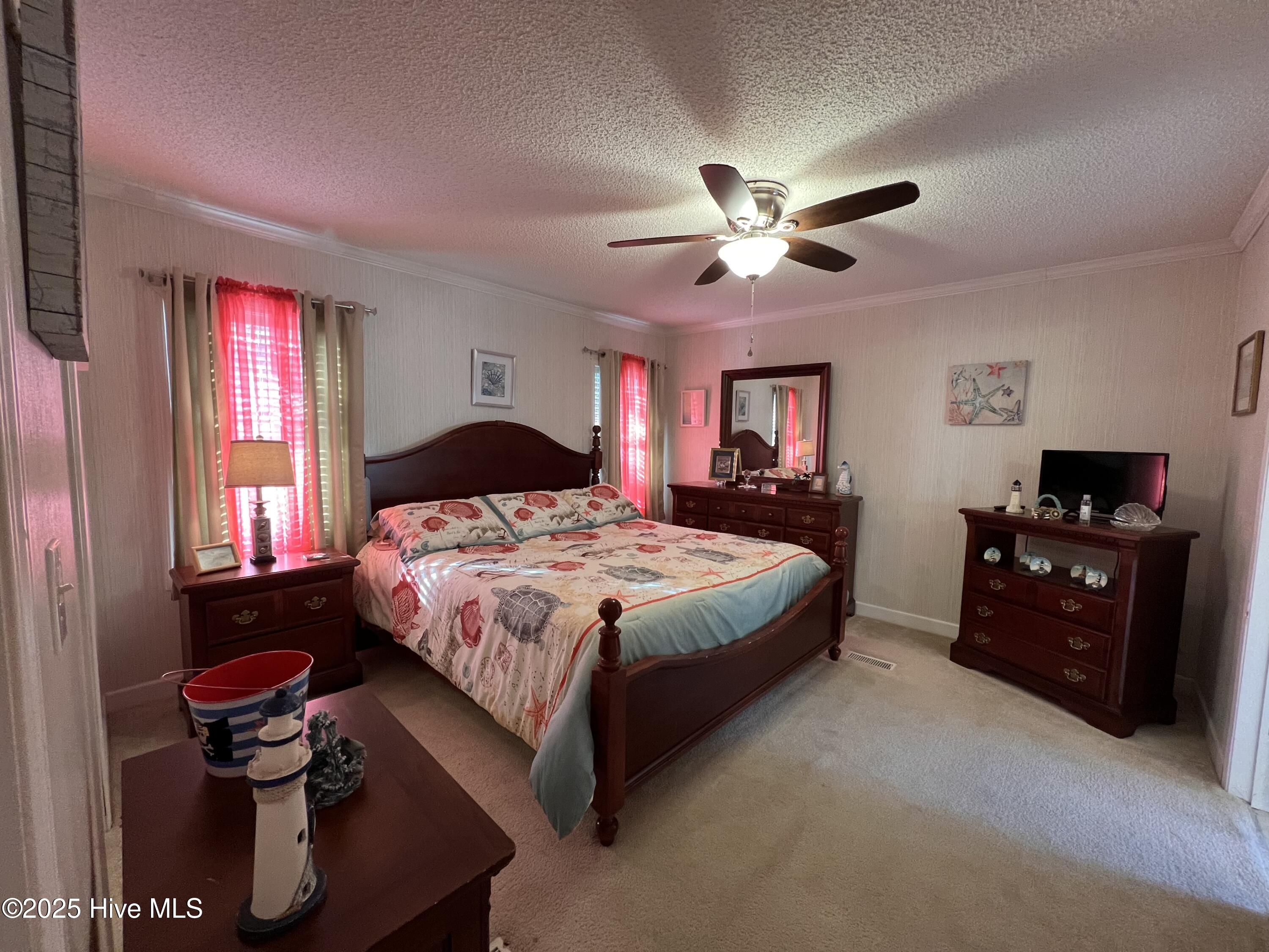 705 Live Oak Drive Property Photo 14
