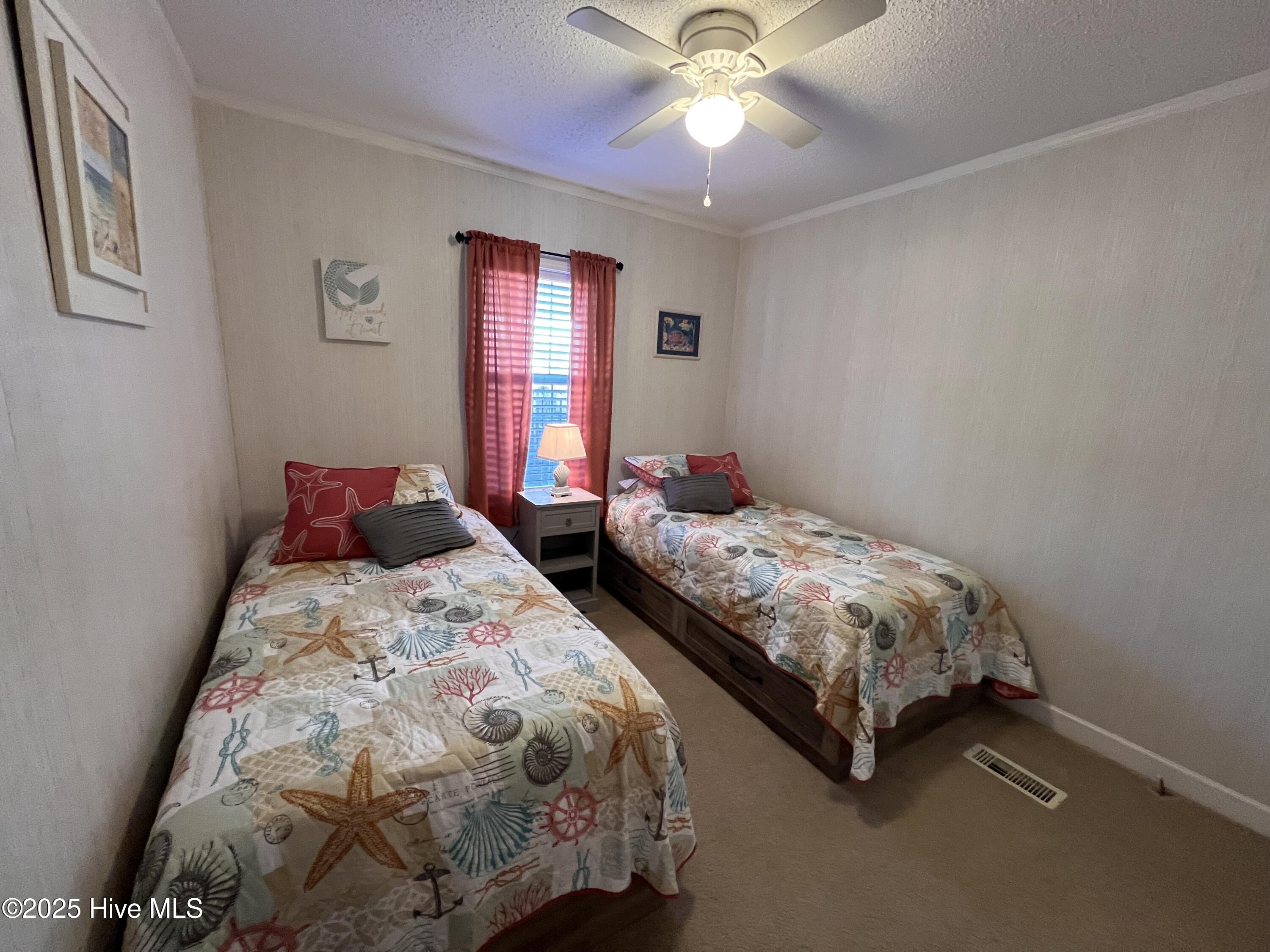 705 Live Oak Drive Property Photo 18