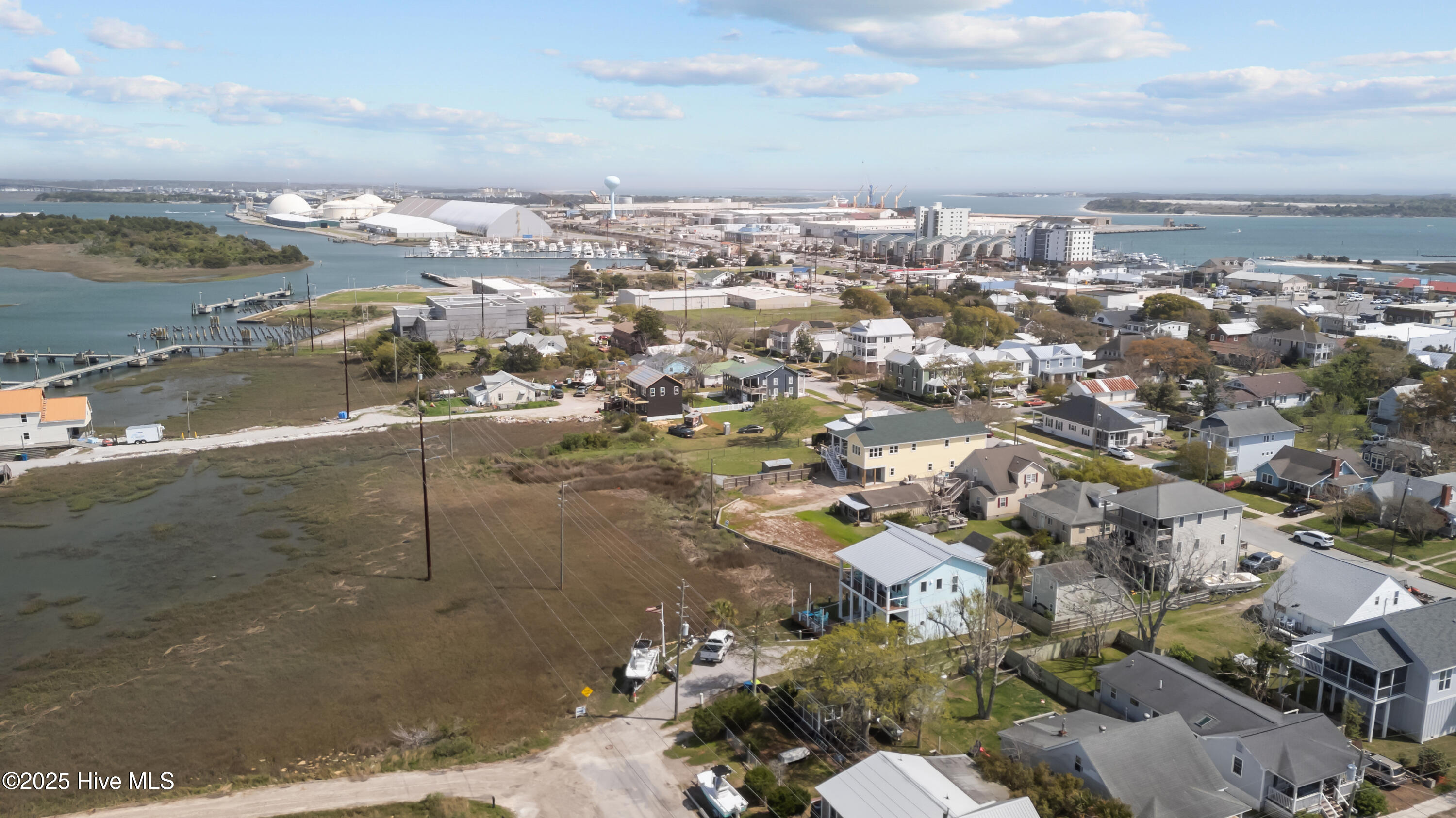 605 Bay Street Property Photo 18