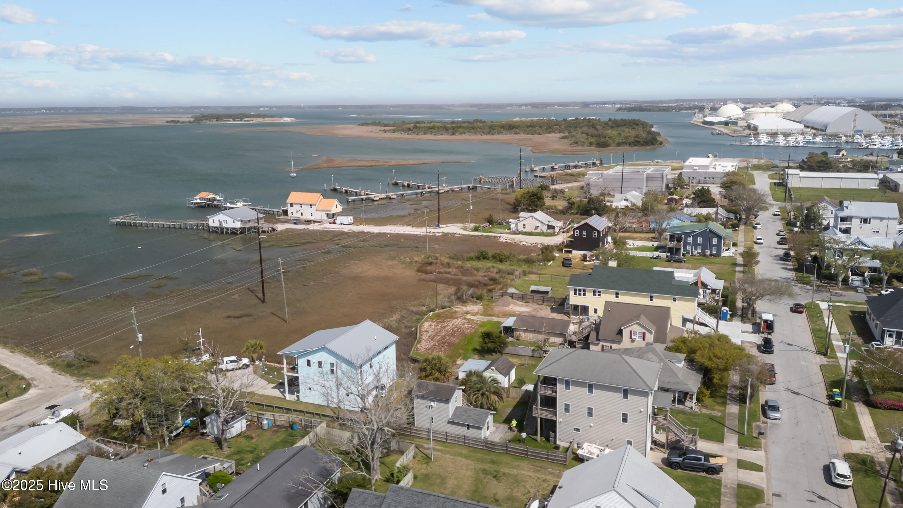 605 Bay Street Property Photo 19