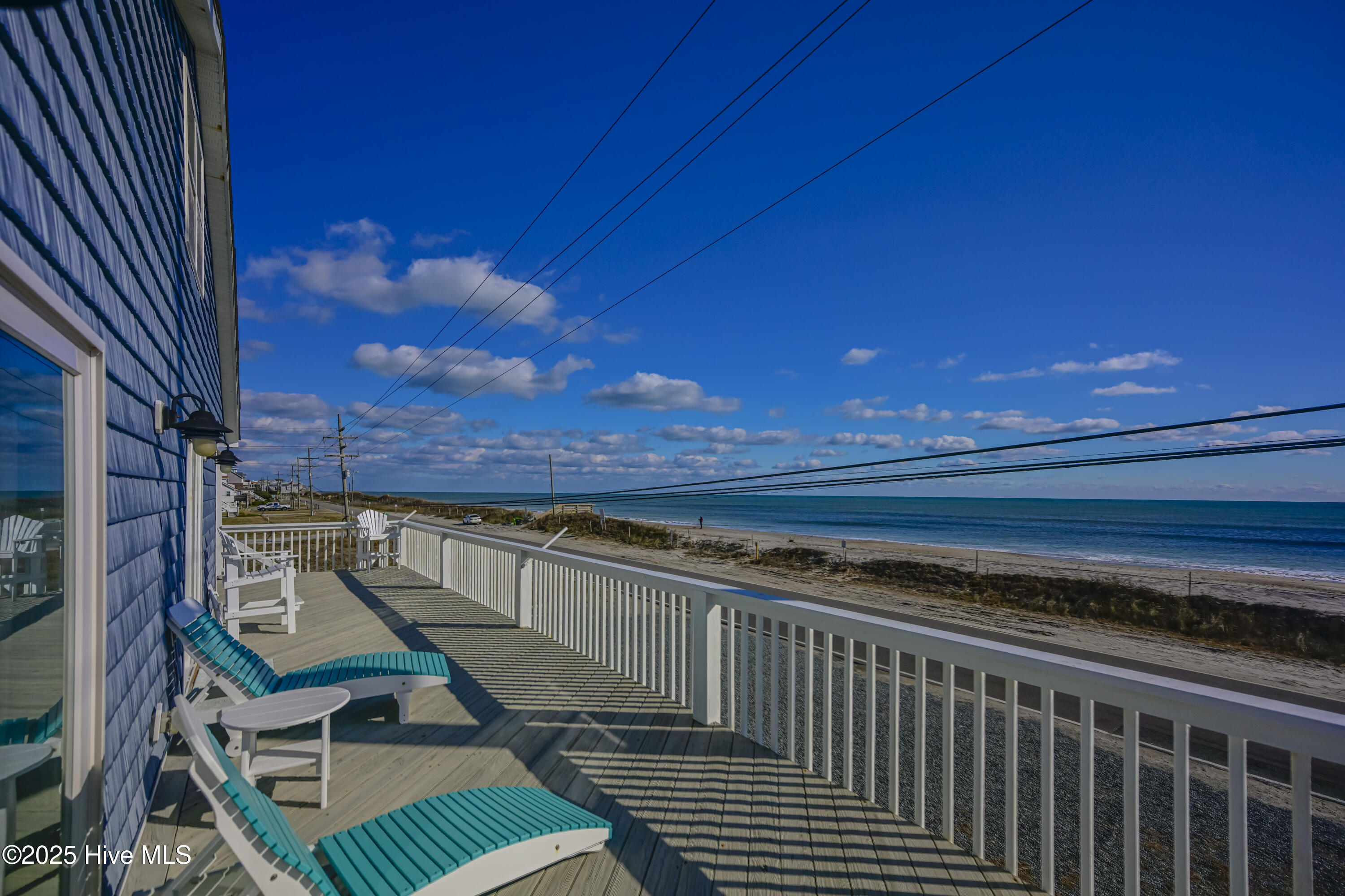 1611 New River Inlet Road Property Photo 4