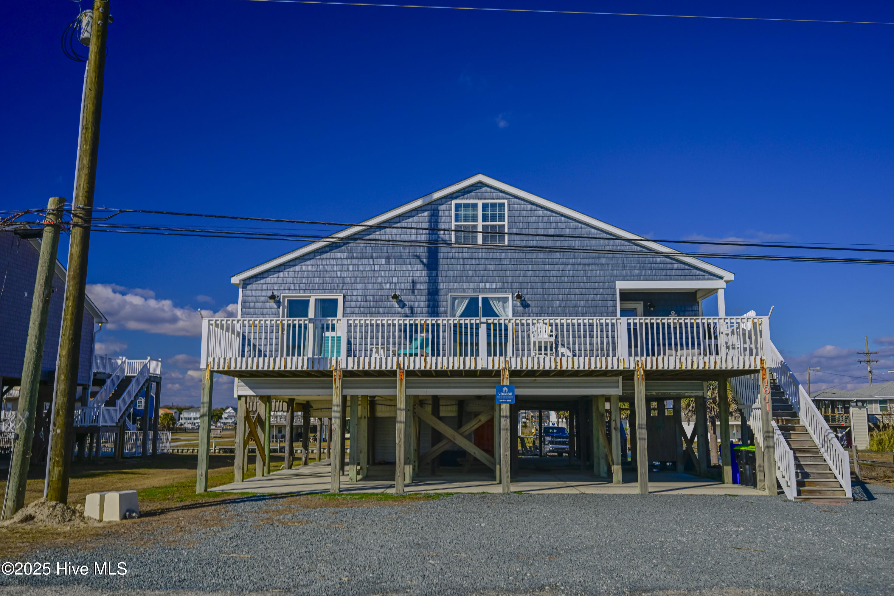 1611 New River Inlet Road Property Photo 8