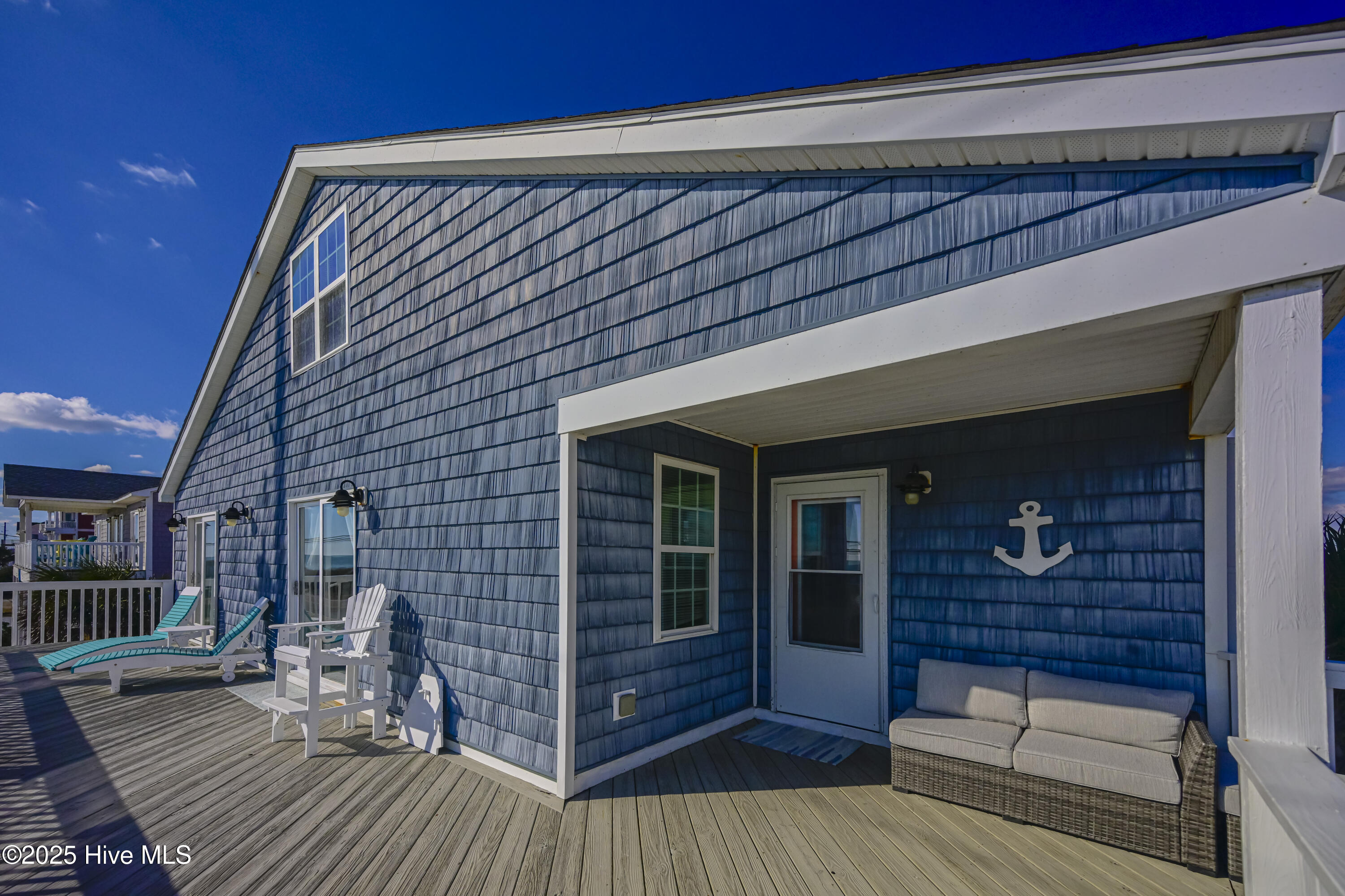1611 New River Inlet Road Property Photo 11