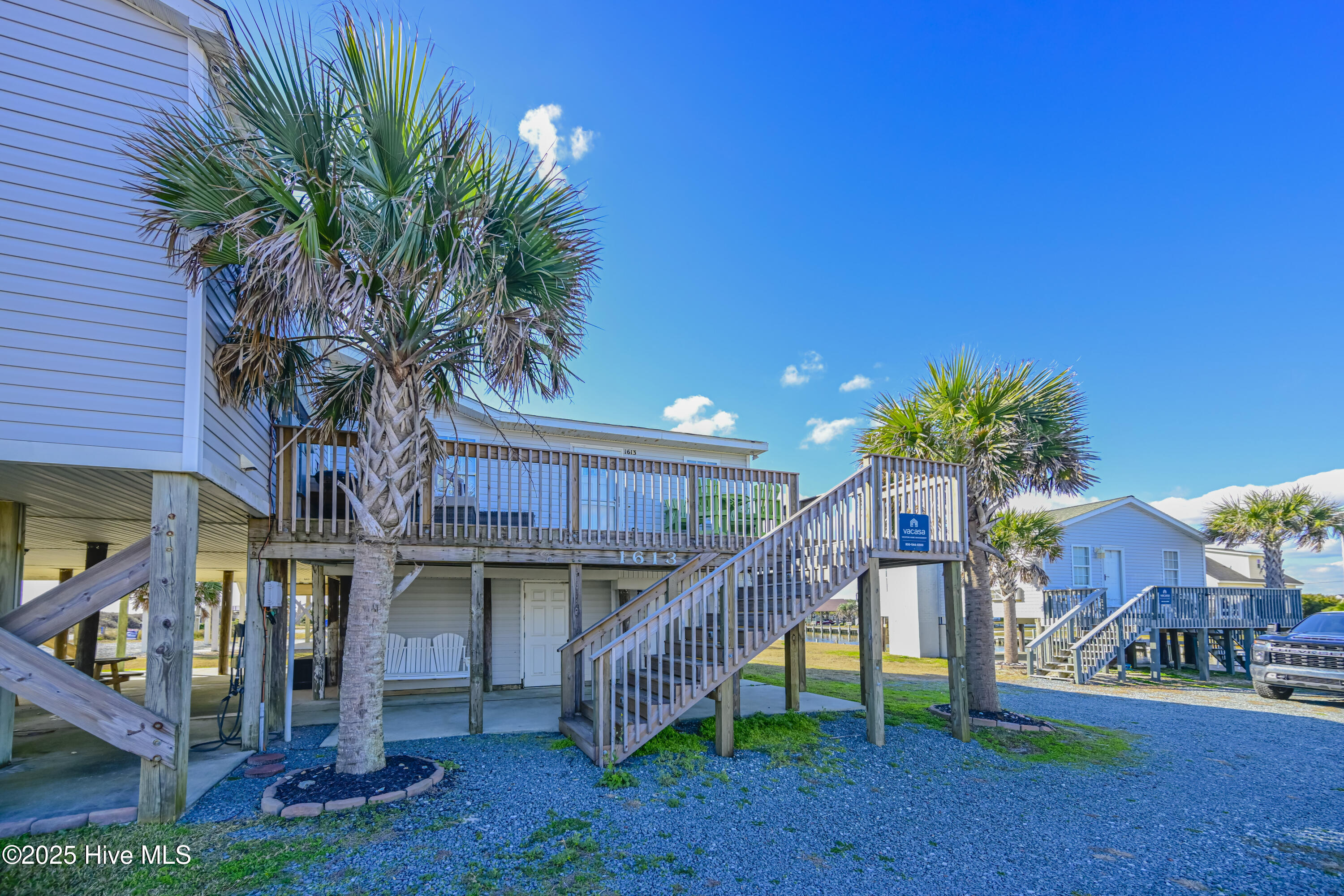 1611 New River Inlet Road Property Photo 13