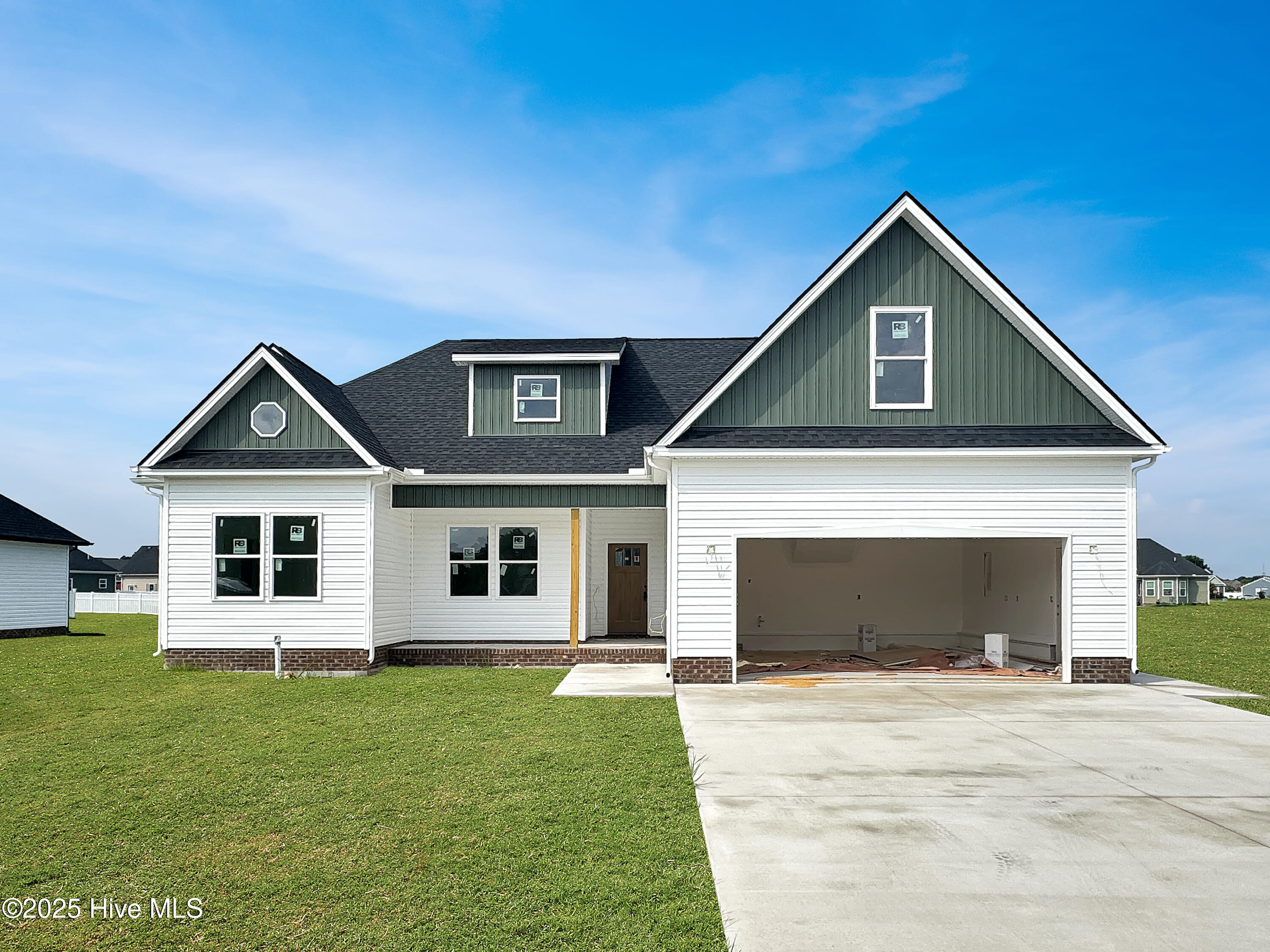 309 Spinnaker Street Property Photo 1