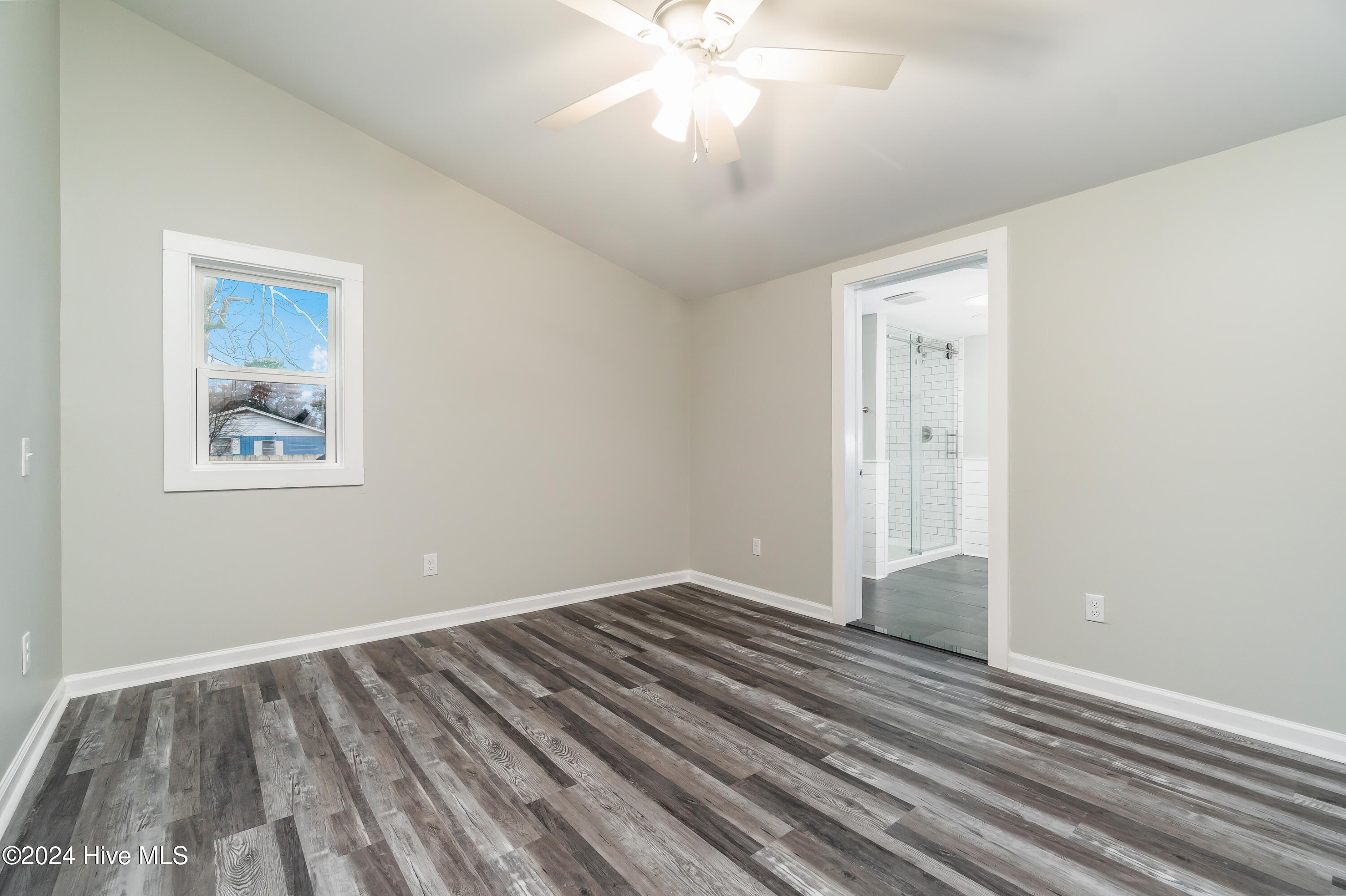 108 Park Avenue Property Photo 10