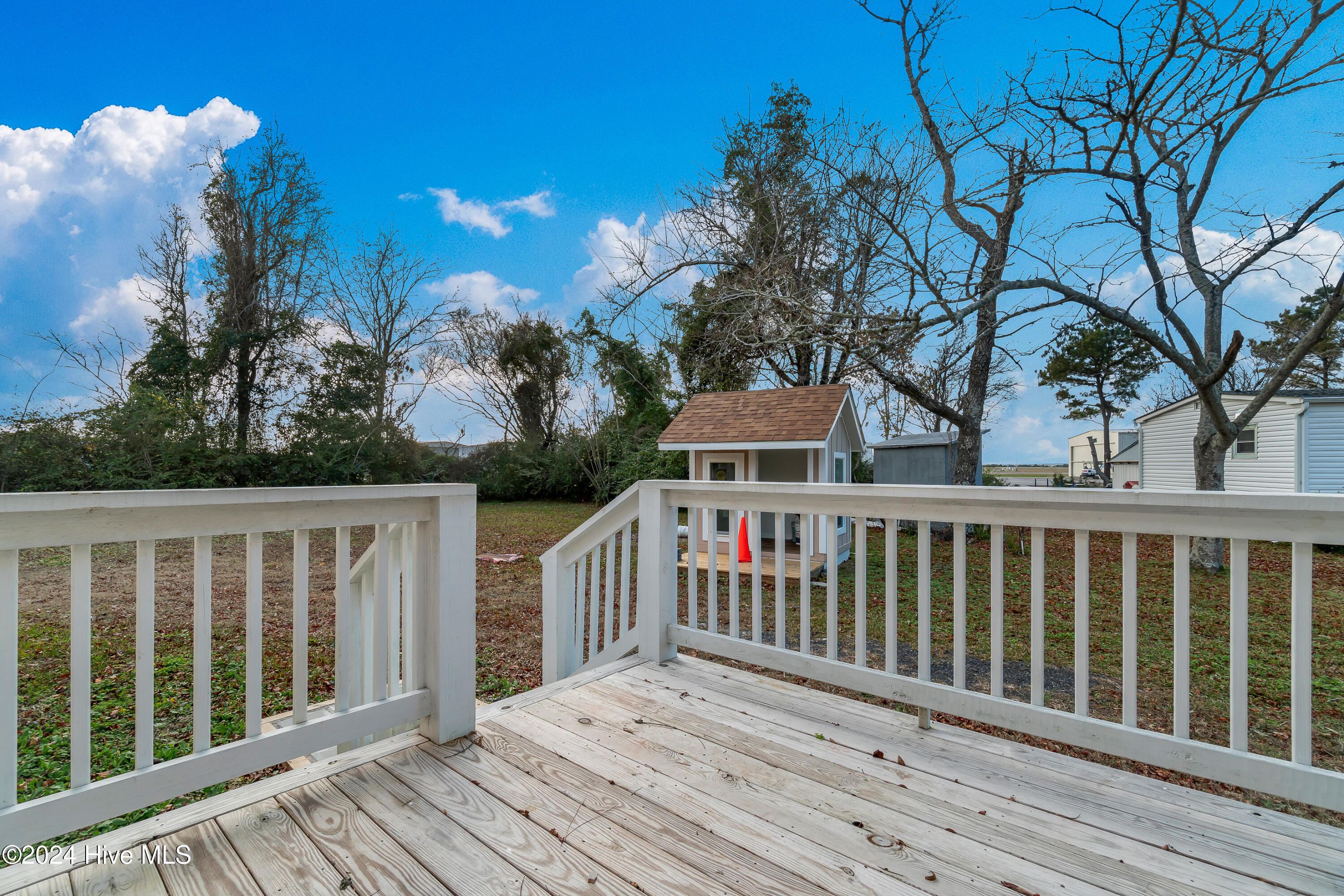 108 Park Avenue Property Photo 22