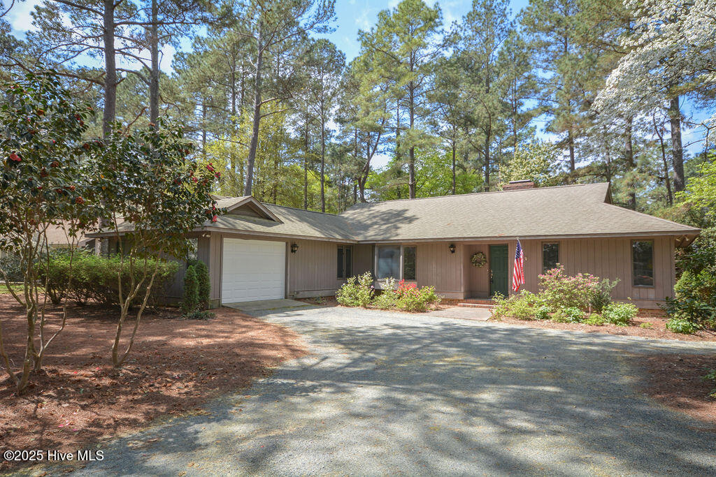 190 Westchester Circle Property Photo 2