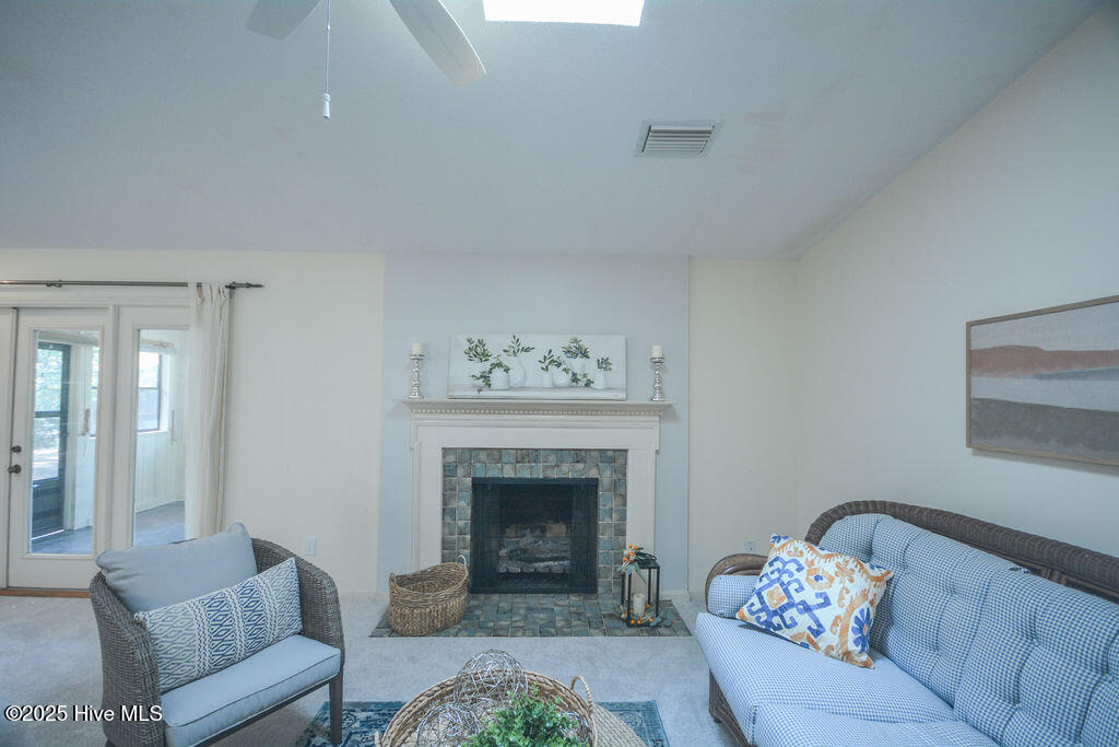 190 Westchester Circle Property Photo 6