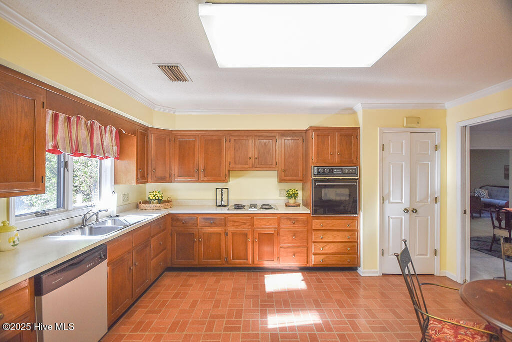 190 Westchester Circle Property Photo 17