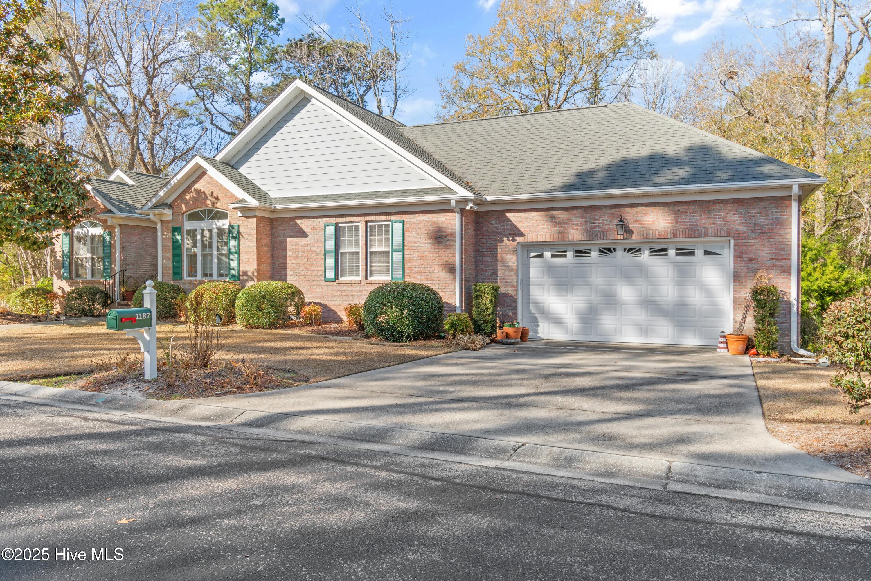 1187 Woodbridge Lane Property Photo 1