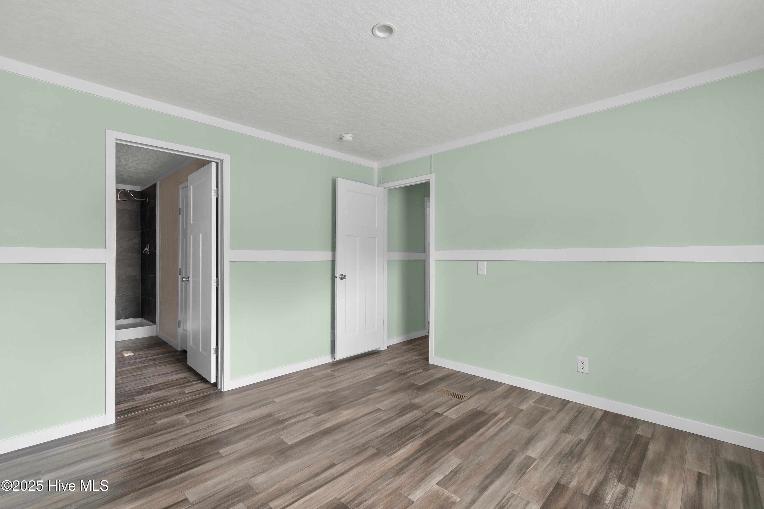 6823 Lewis Drive Property Photo 17