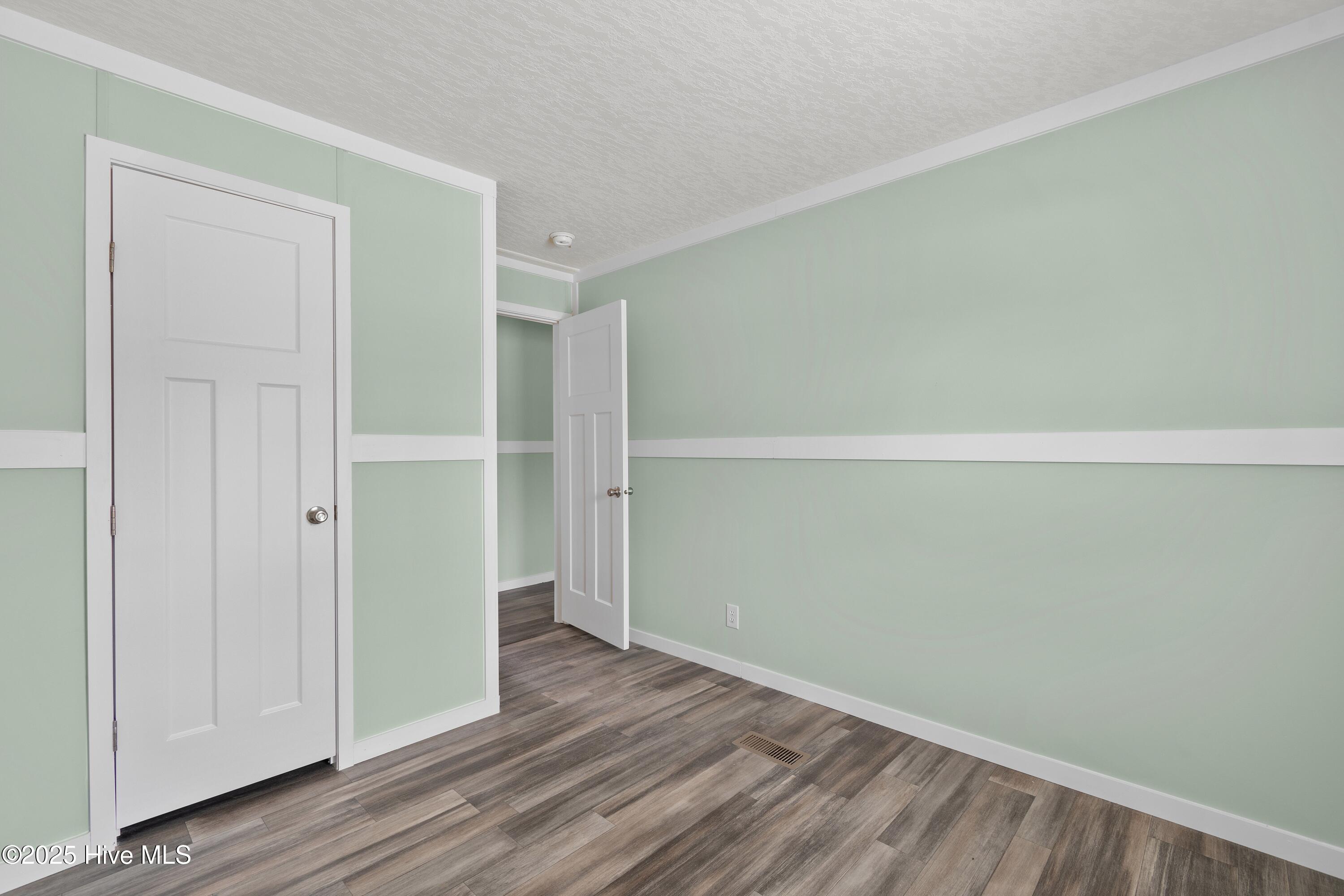 6823 Lewis Drive Property Photo 21