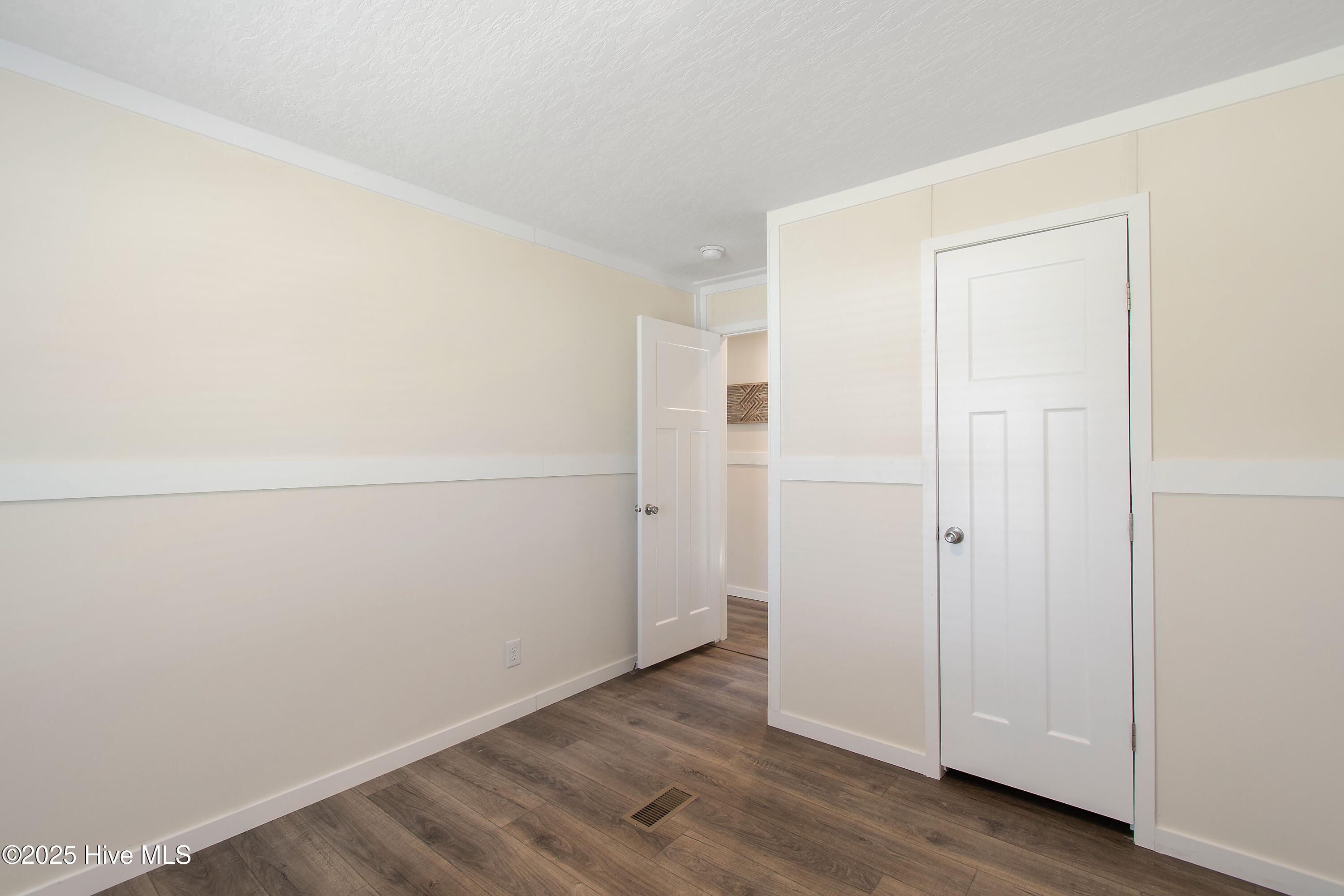 6801 Lewis Drive Property Photo 19