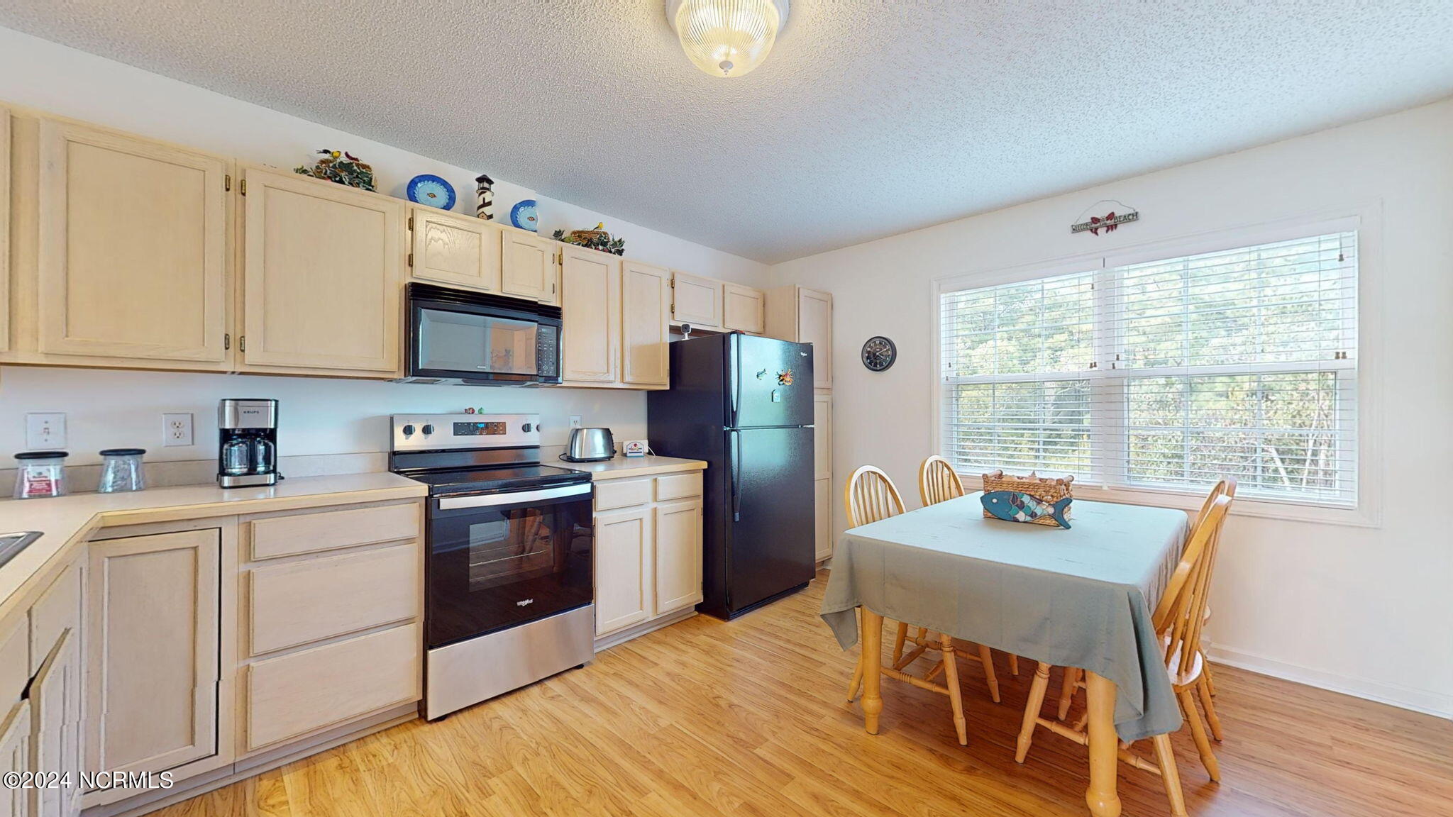 2225 Lennoxville Road Property Photo 20