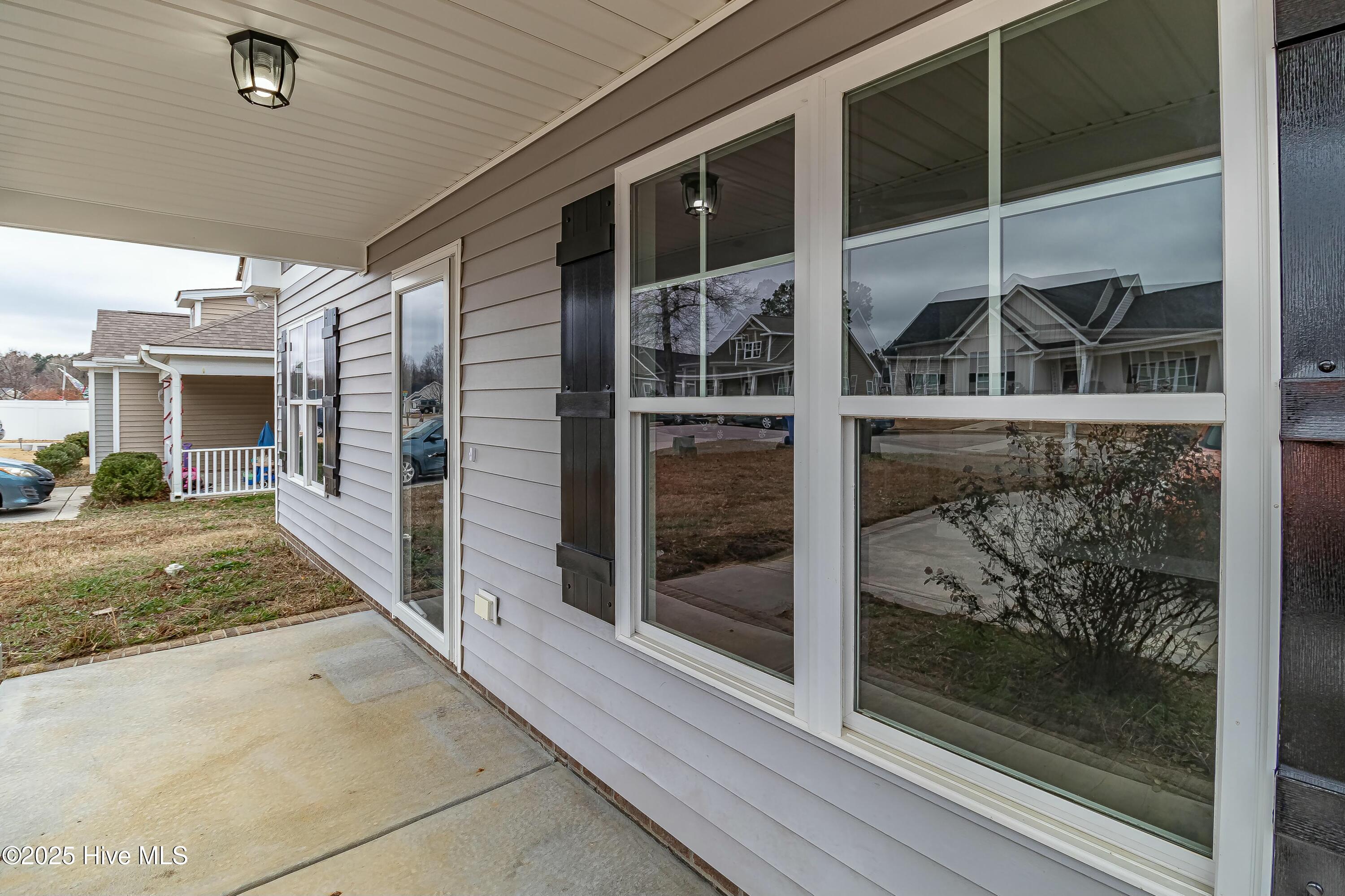 3407 Cranberry Ridge Drive Property Photo 3