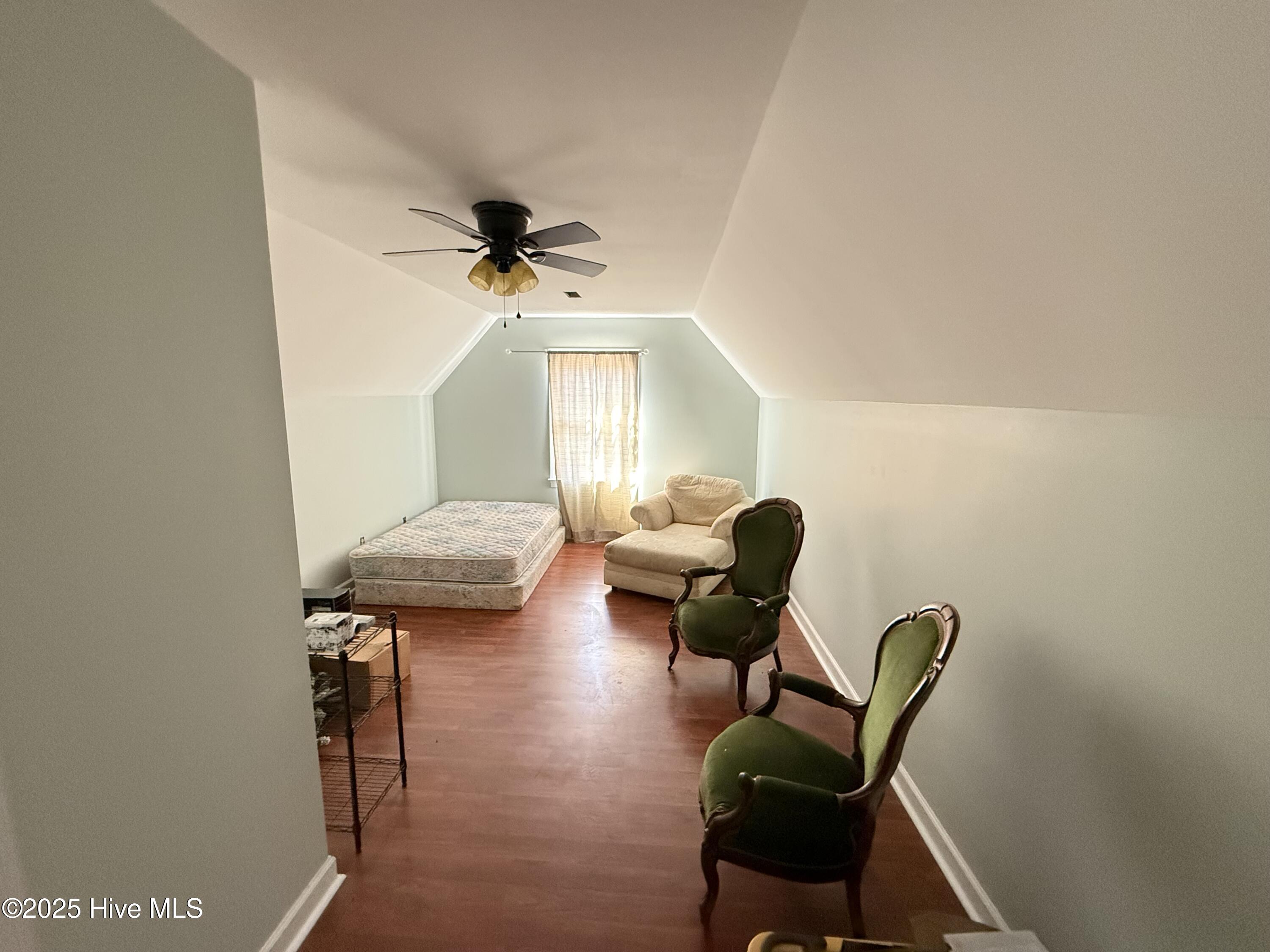107 Red Oak Drive Property Photo 18