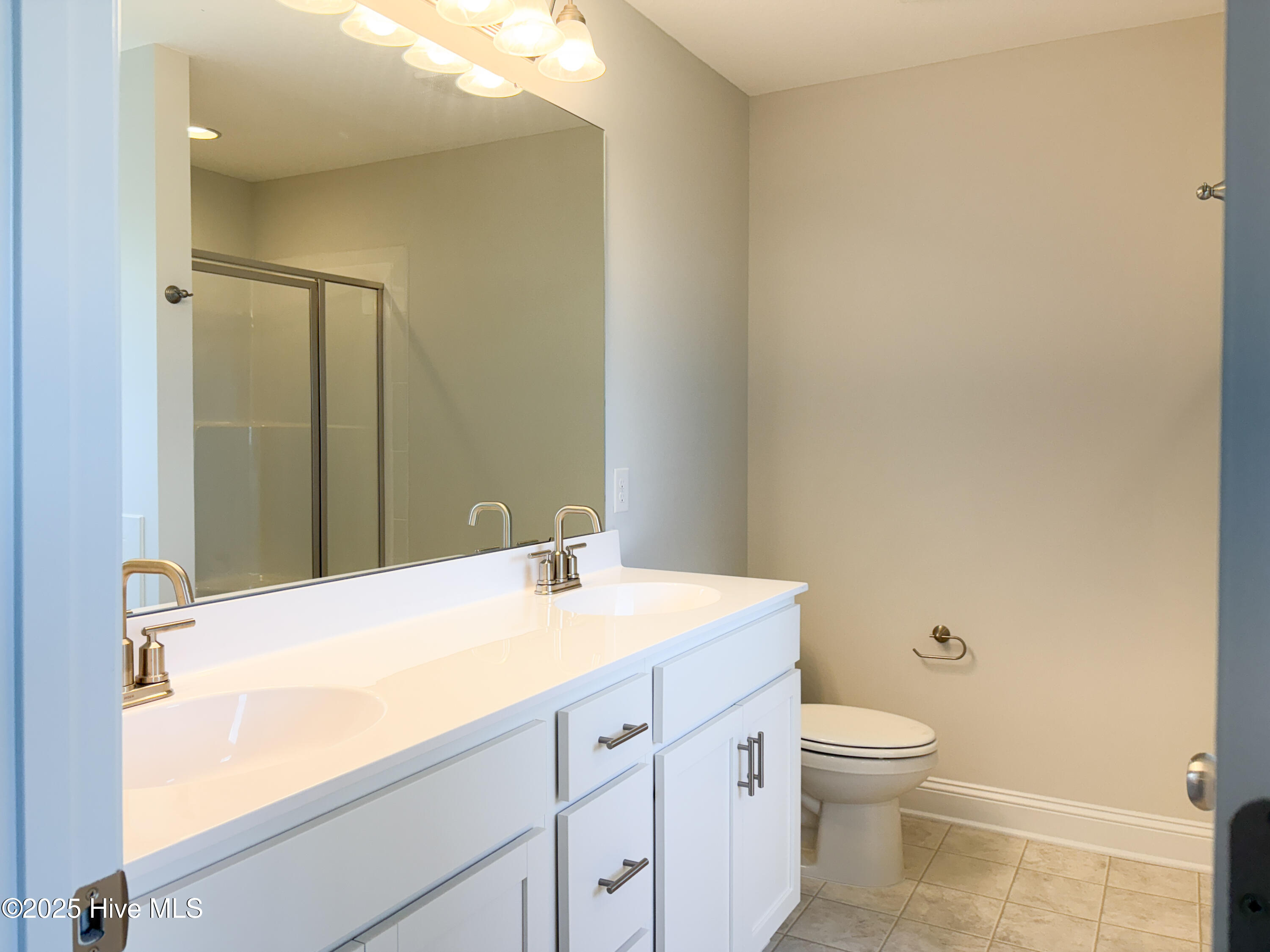 800 Calebs Creek Court Property Photo 12