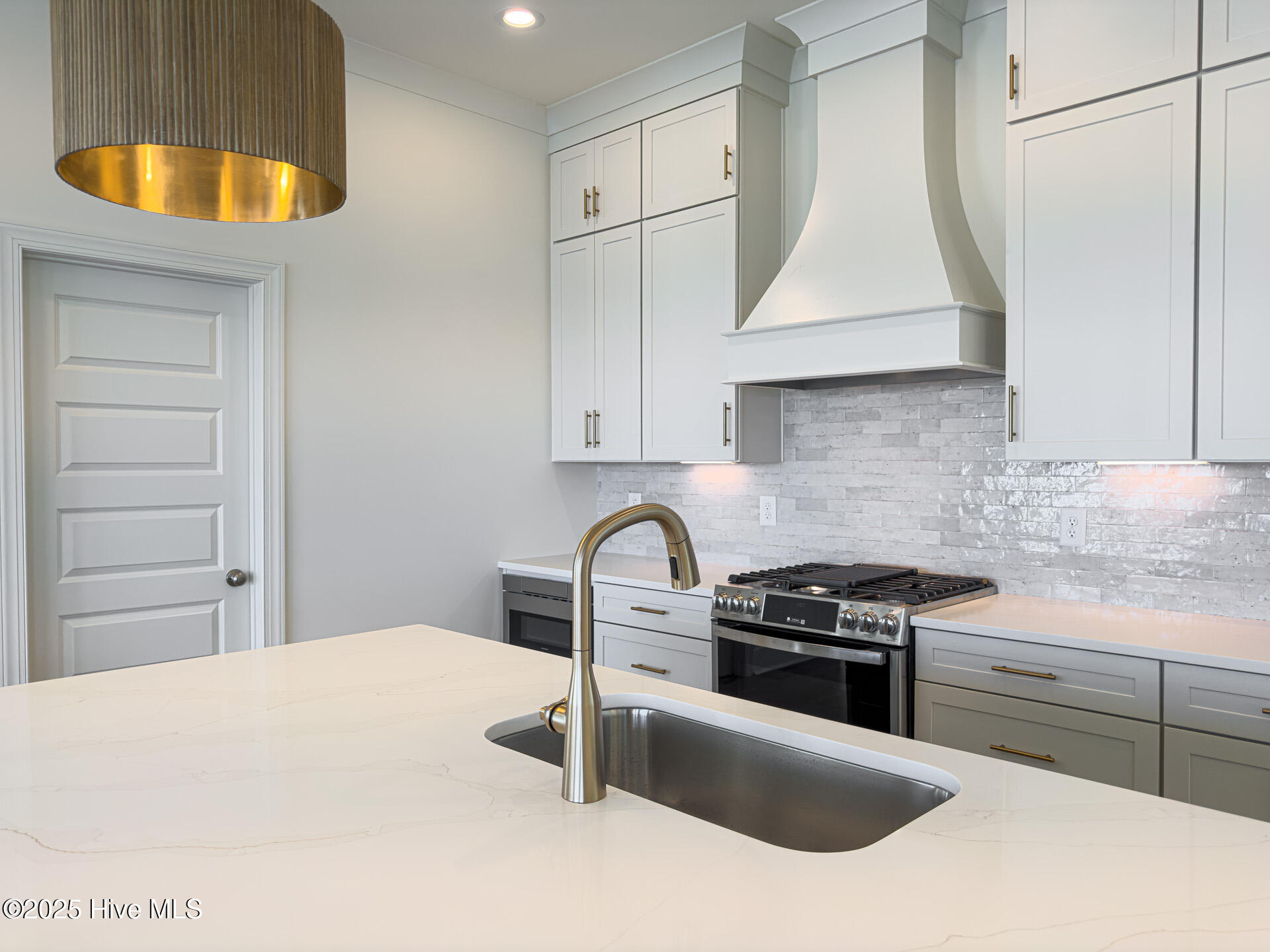 224 Back Street Property Photo 8