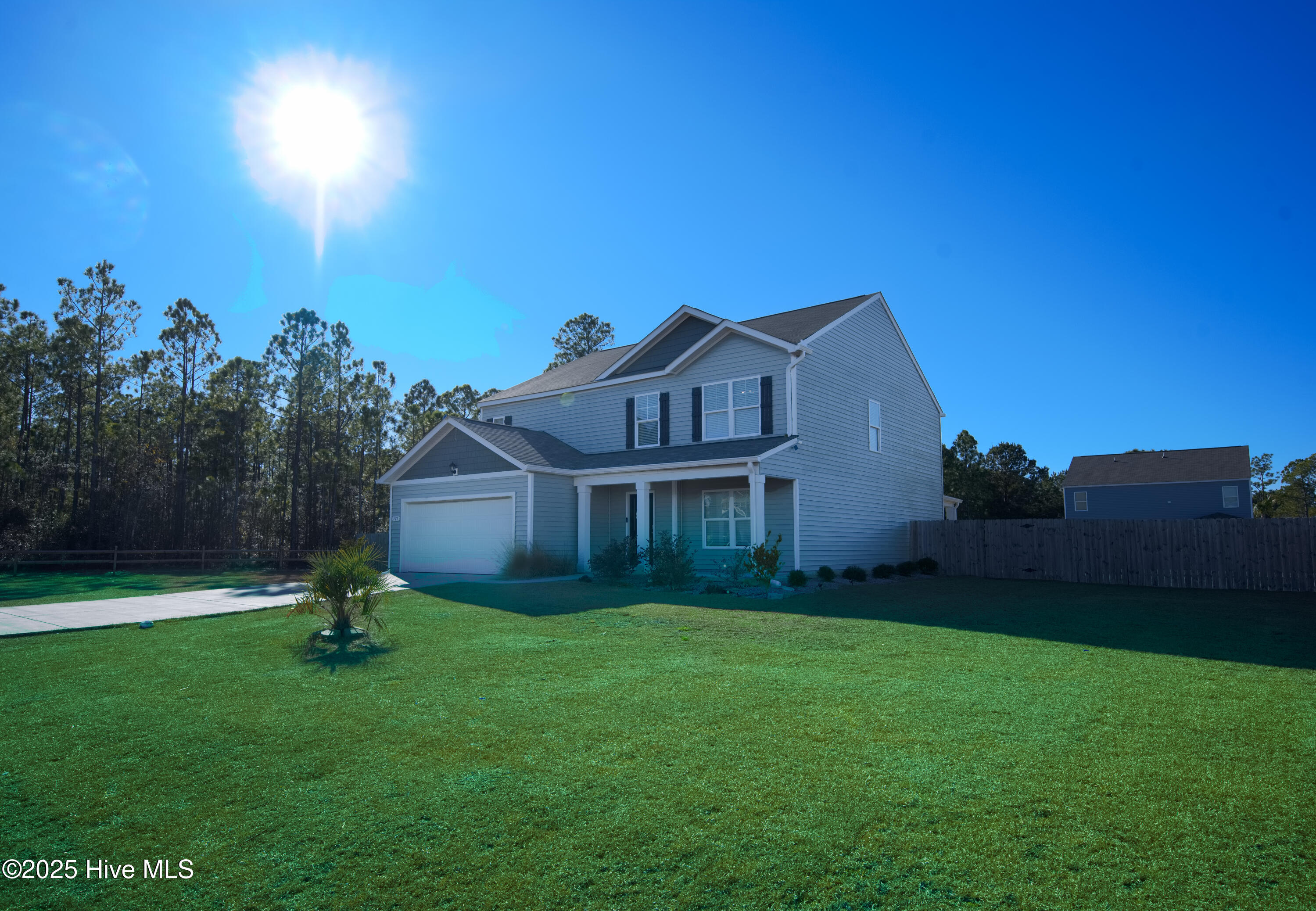 525 Pinecrest Street Property Photo 4