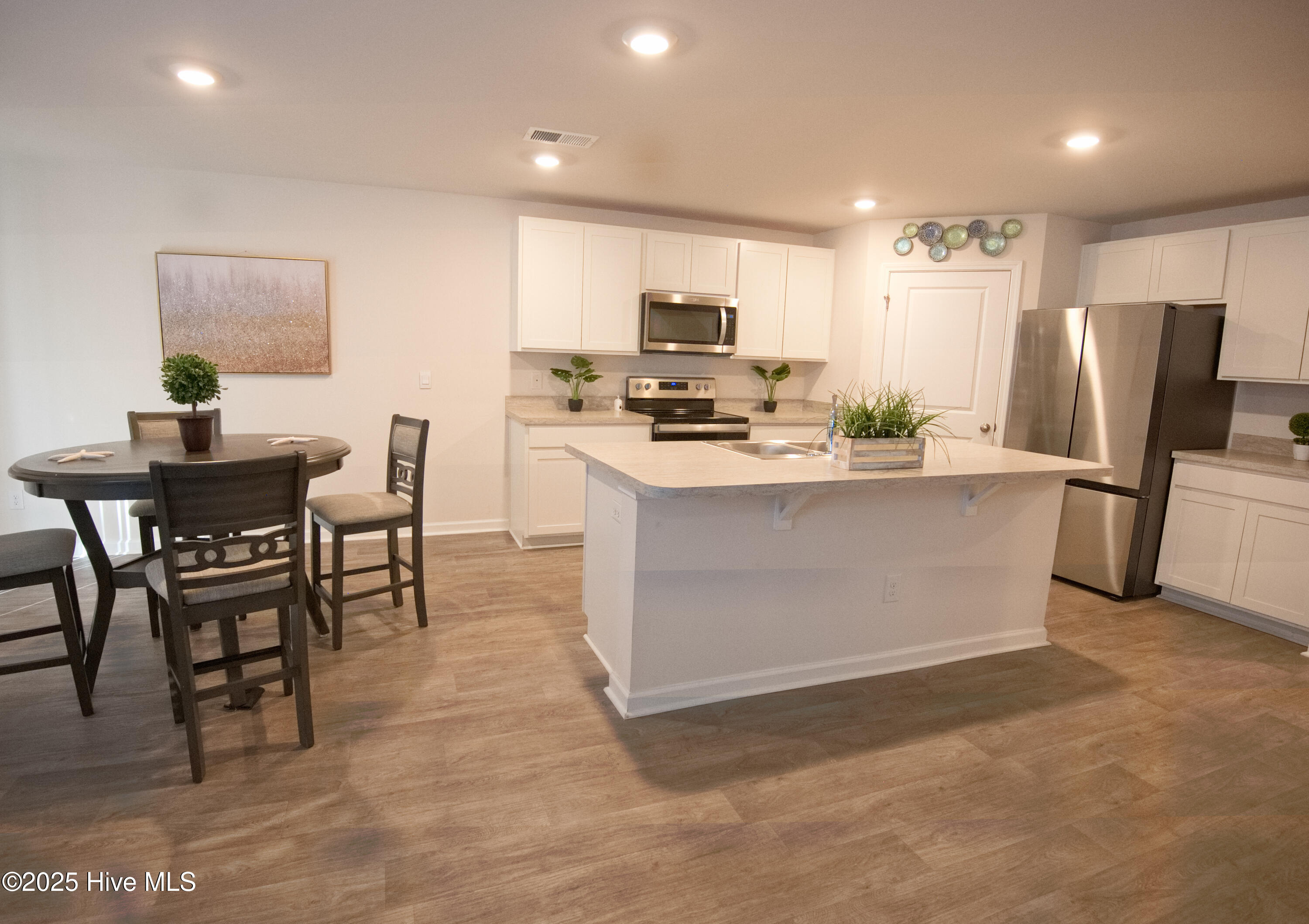 525 Pinecrest Street Property Photo 18