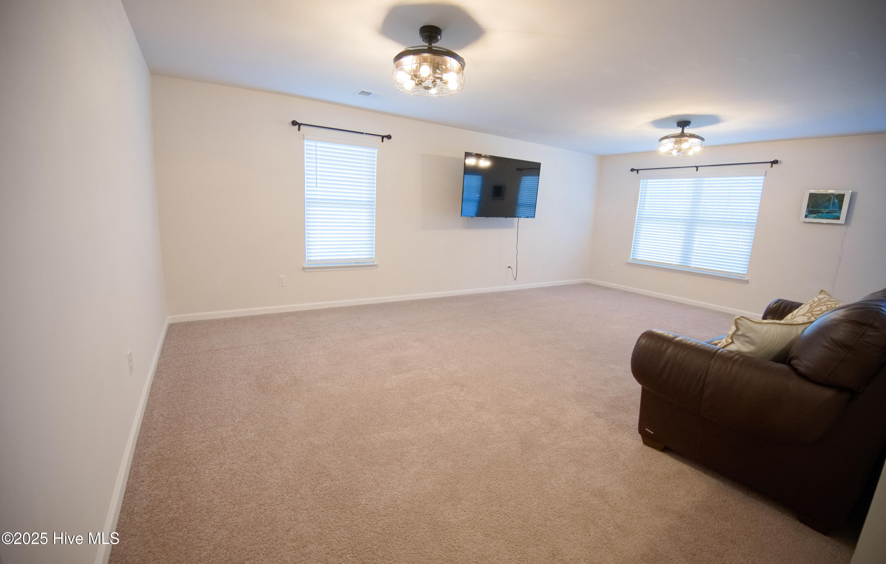 525 Pinecrest Street Property Photo 40