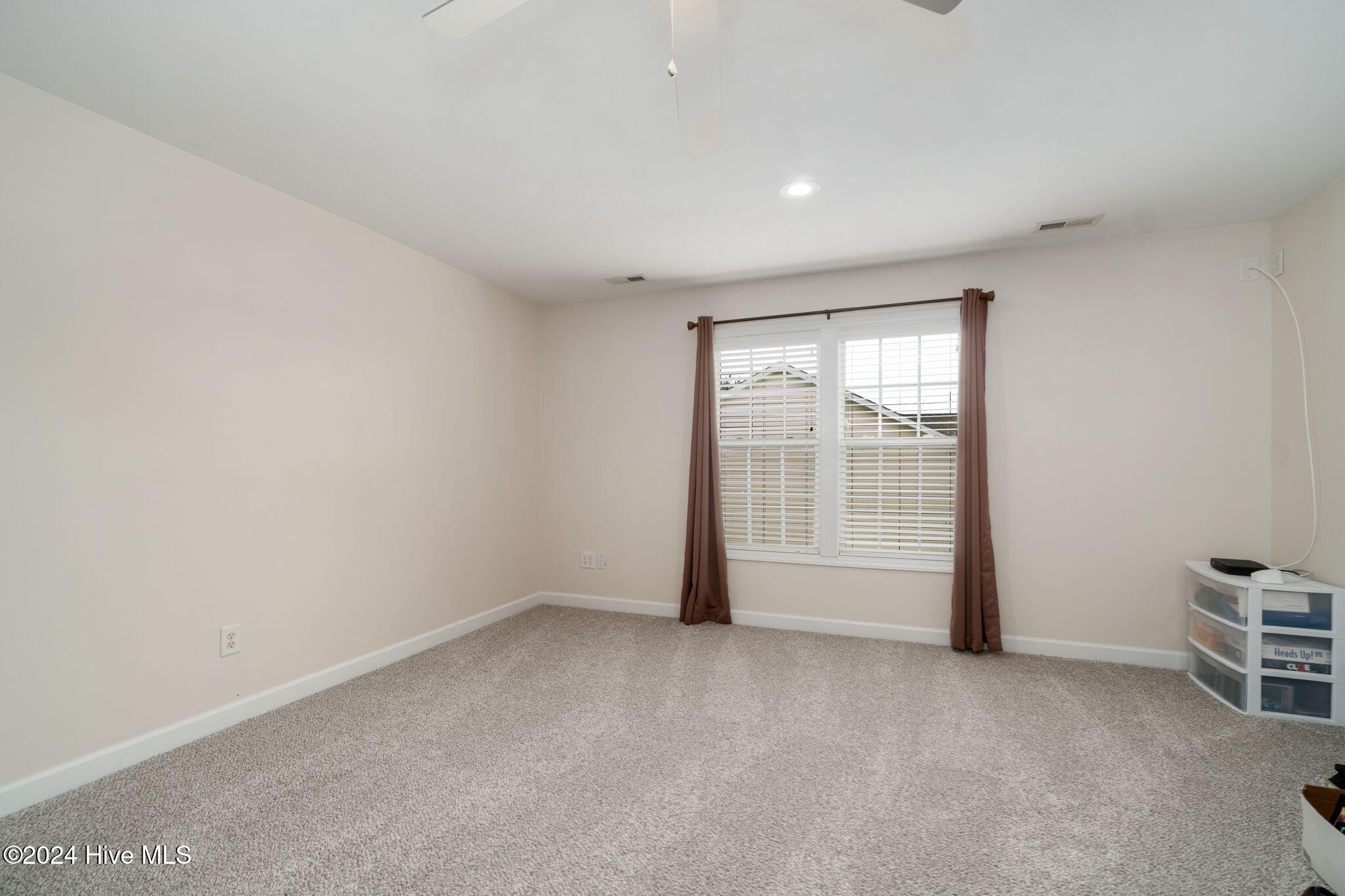 224 Hickory Shores Drive Property Photo 28