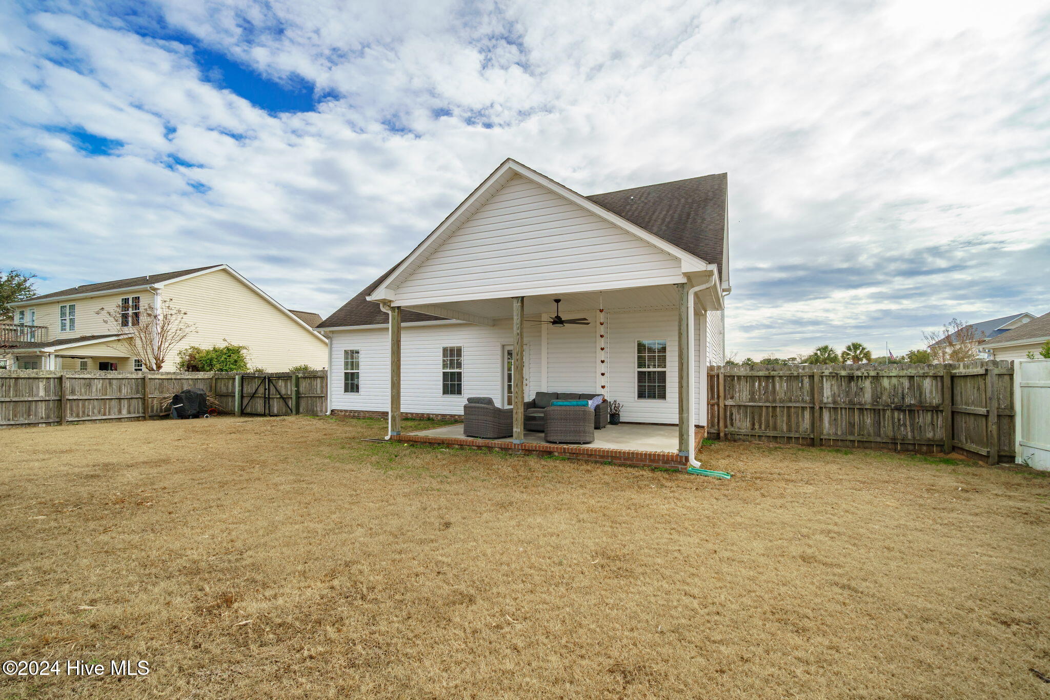 224 Hickory Shores Drive Property Photo 40