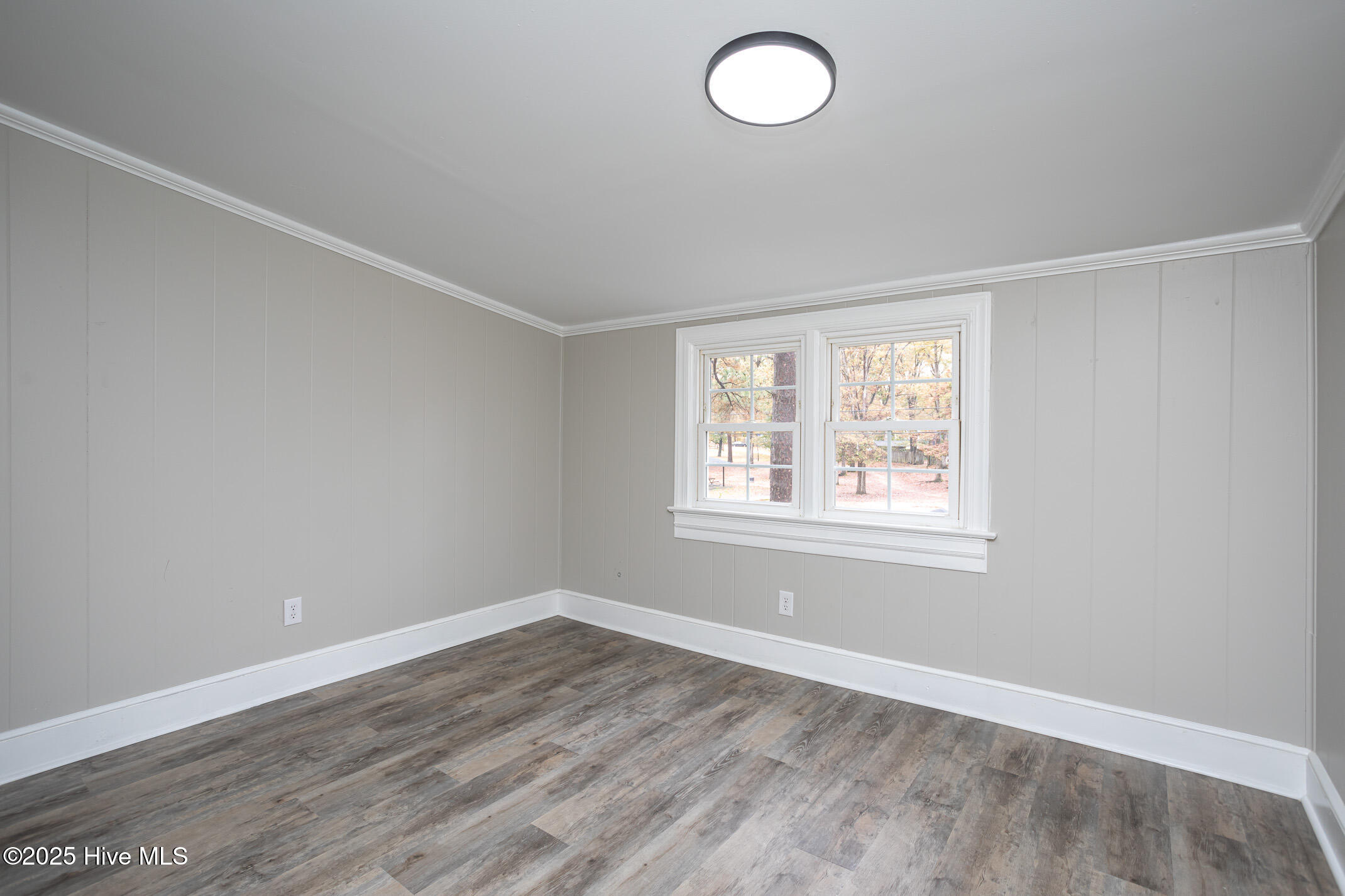 925 Redgate Avenue Property Photo 20